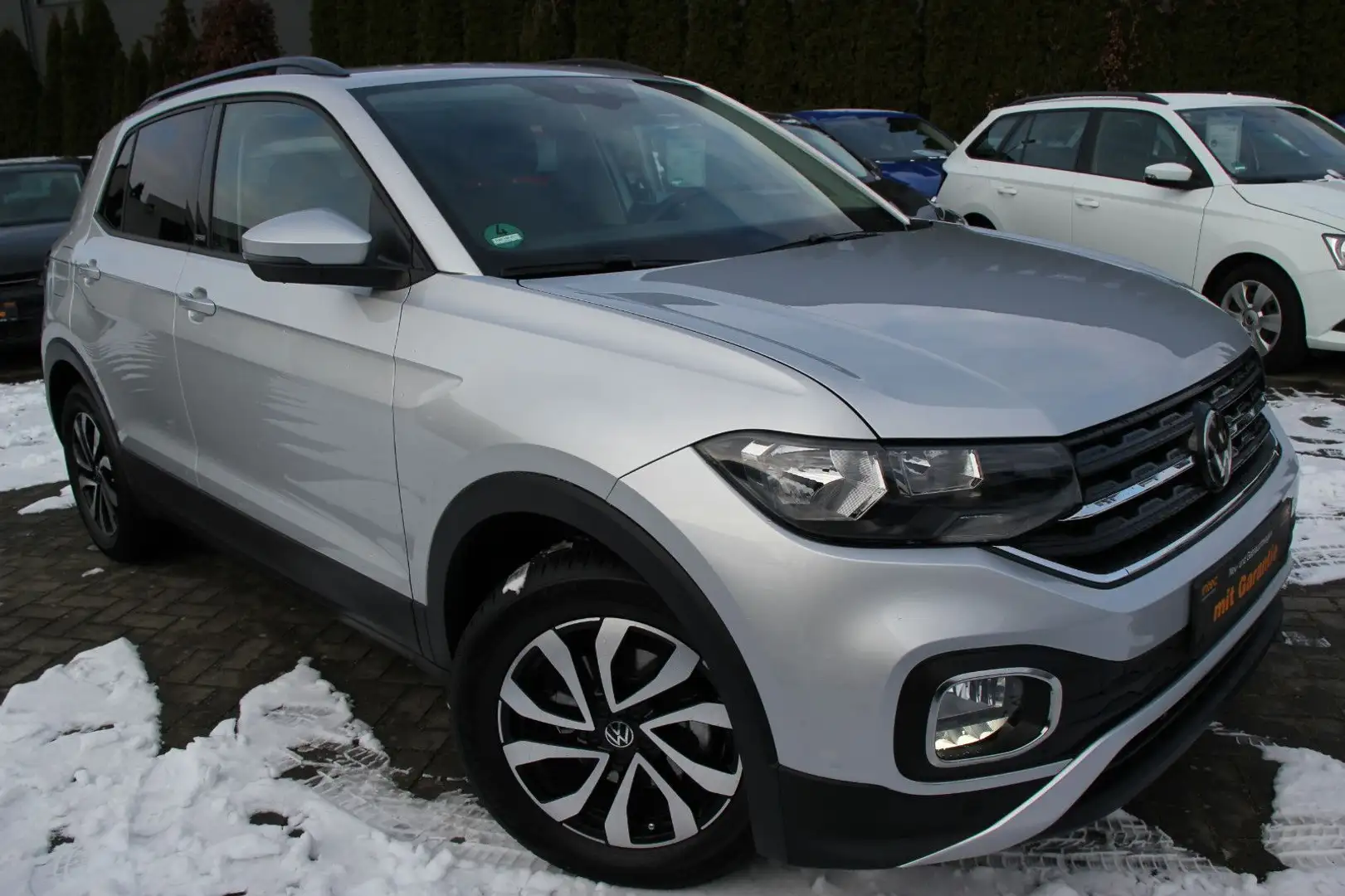 Volkswagen T-Cross Active Klima/Navi/Kamera/Allwetterreifen Silber - 1