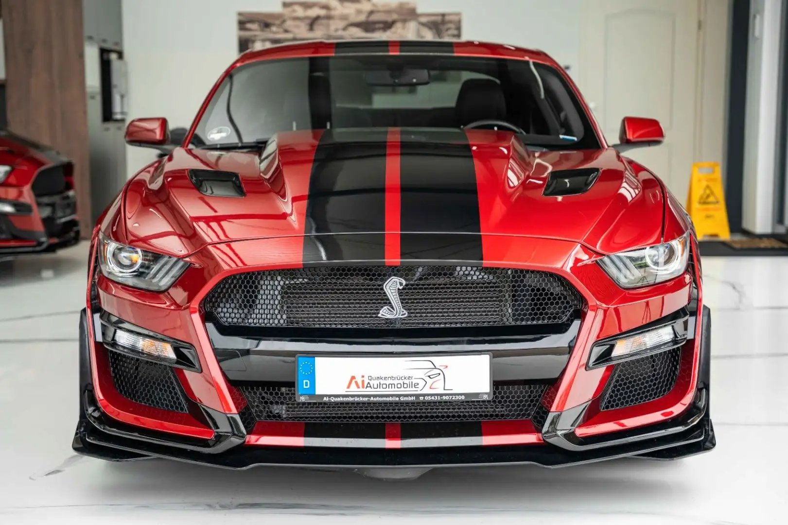 Ford Mustang 3,7 EXKLUSIVE SHELBY GT 500 NAV SitzHz Rood - 2