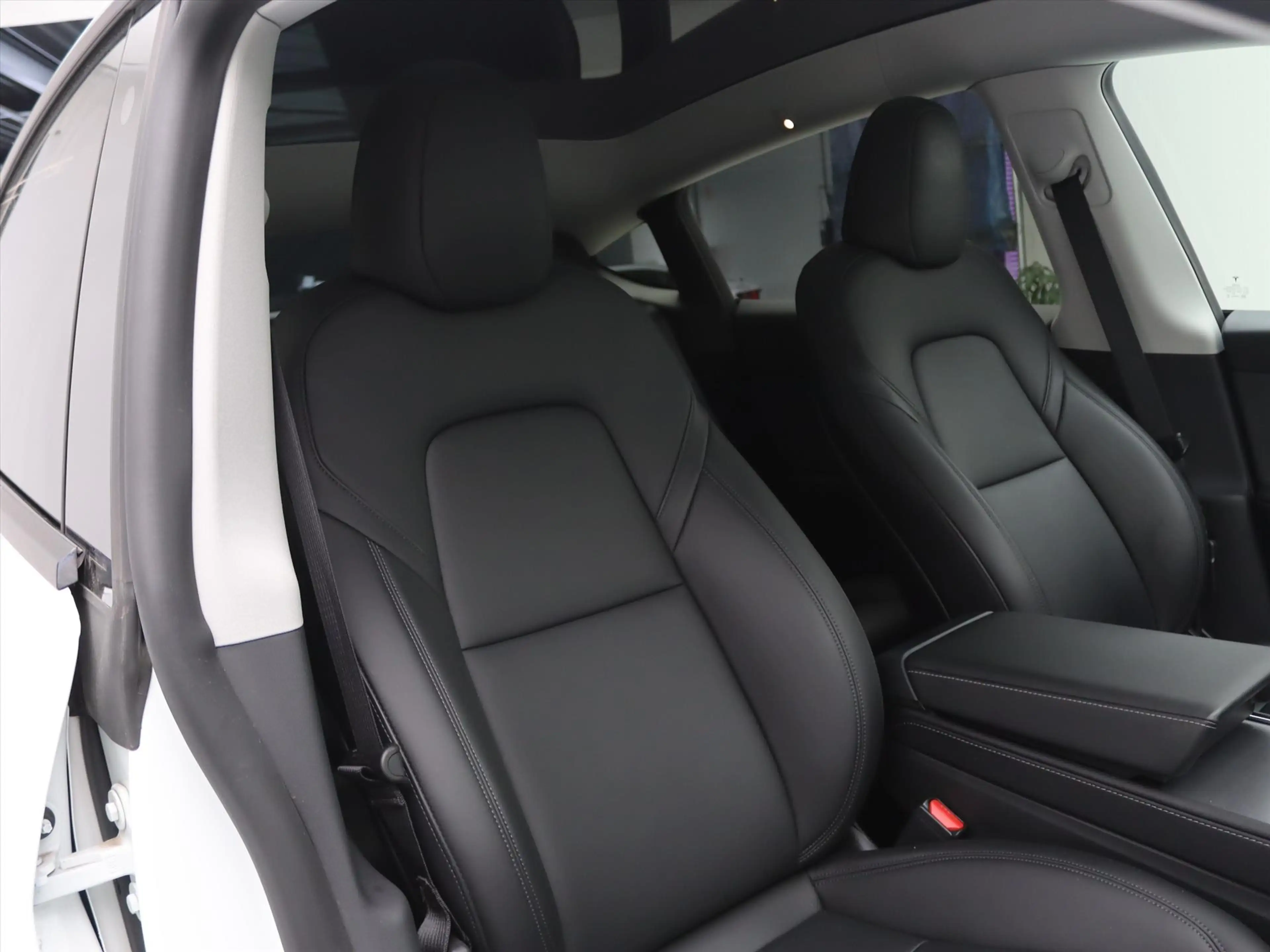 Tesla Model Y Standard RWD Plus [ AMD RYZEN+AUTOPILOT+19 INCH+PR — photo 16