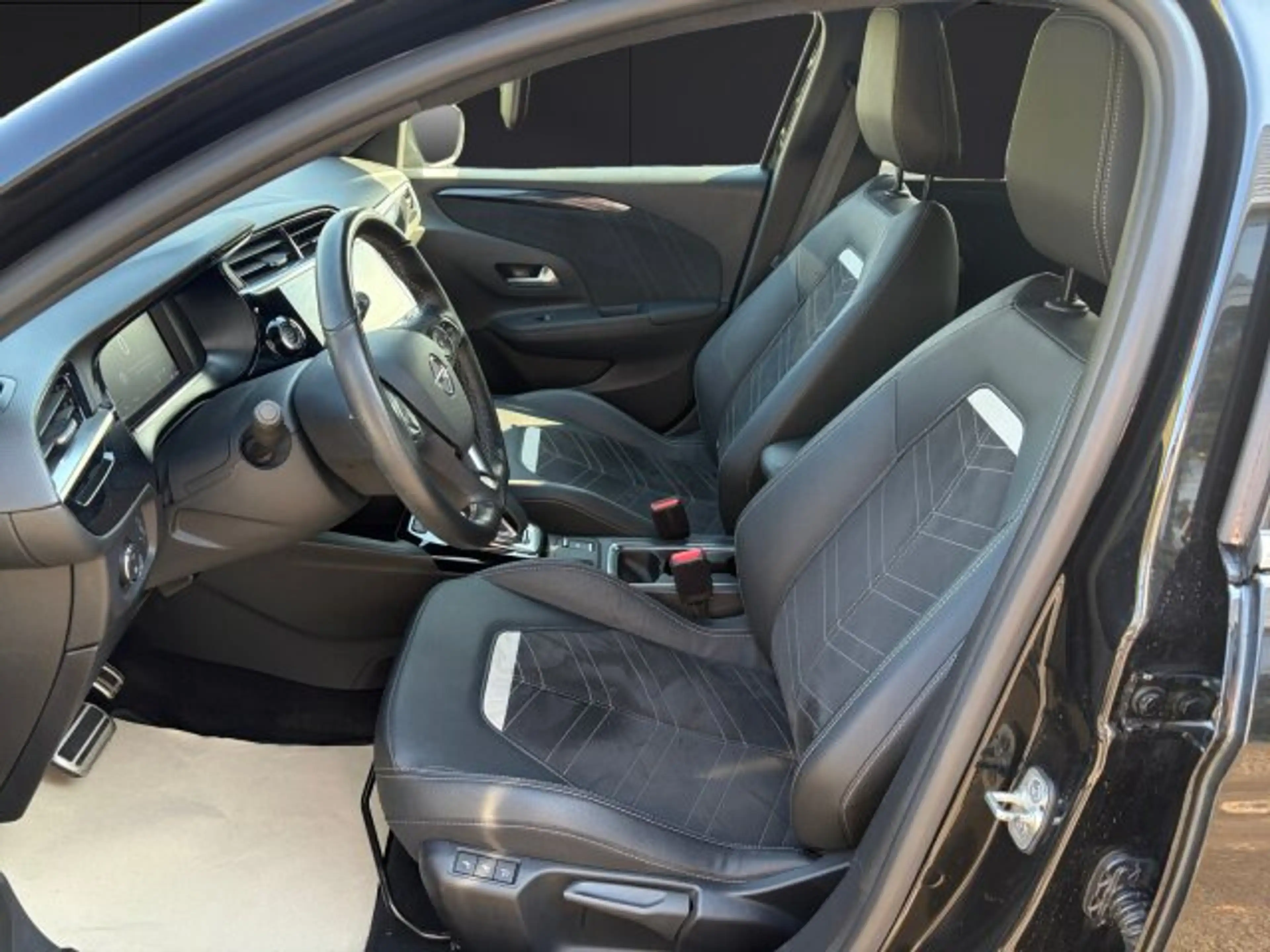 Opel Corsa-e Ultimate Automatik Klimaautomatik Alcantara (SI 130) — photo 8