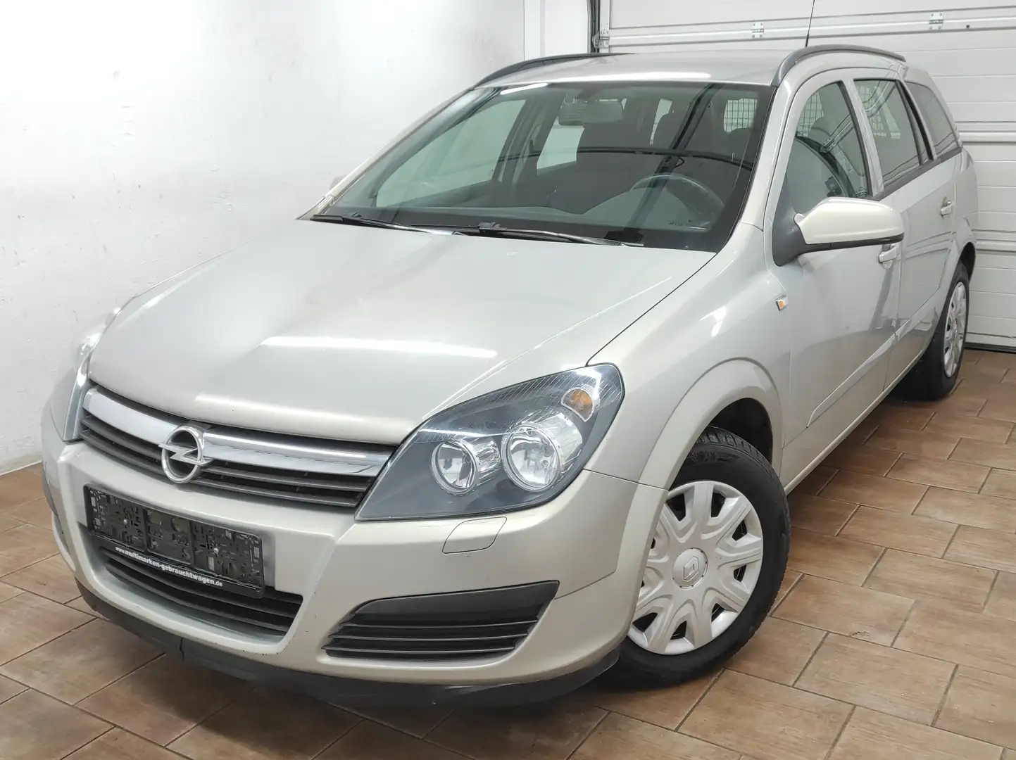 Opel Astra H 1.6 AUTOMATIK KLIMA EURO-4 SERVO ALLWETTER PDC Grau - 1
