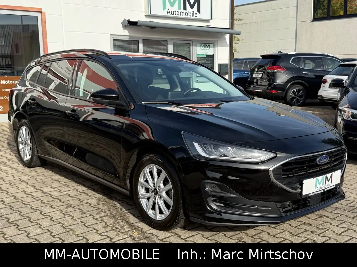 Ford Focus Turnier Cool & Connect-1.HAND-NAVI-LED-KAM Schwarz - 1