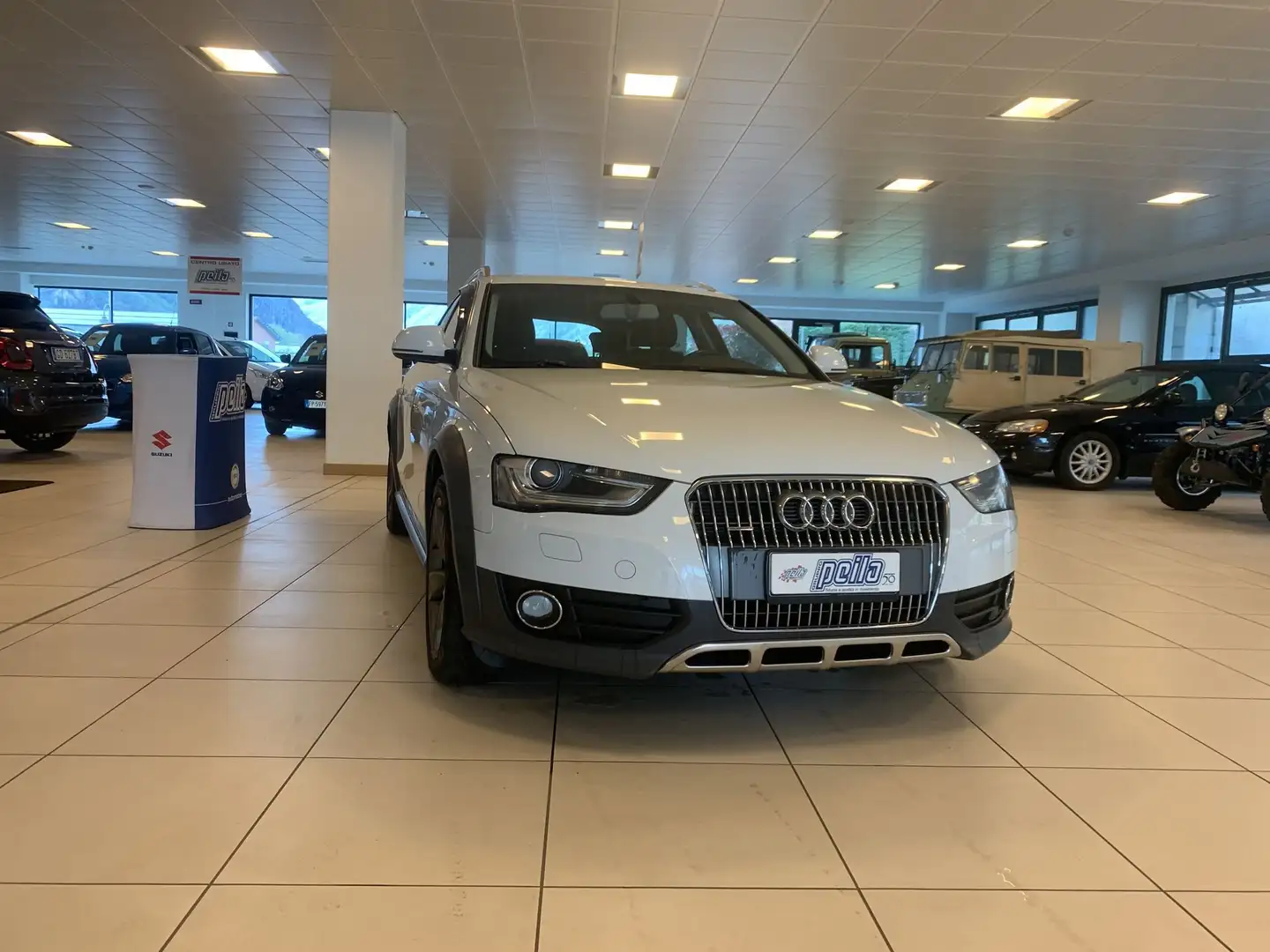 Audi A4 allroad A4 allroad 2.0 TDI 190 CV cl.d. Ambiente Білий - 2