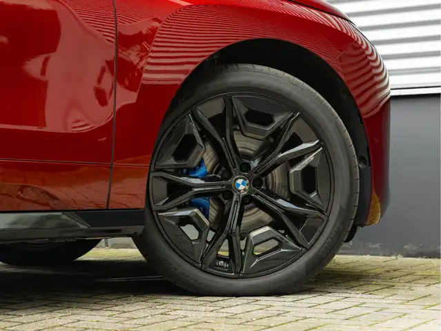 BMW Ix view 14