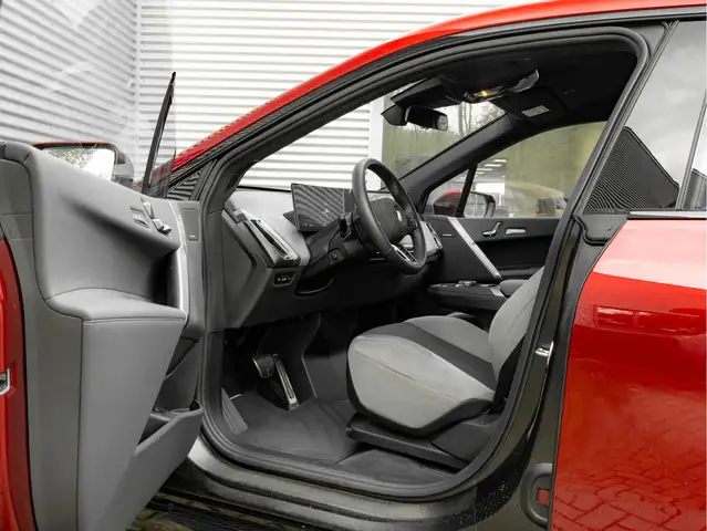 BMW Ix view 15