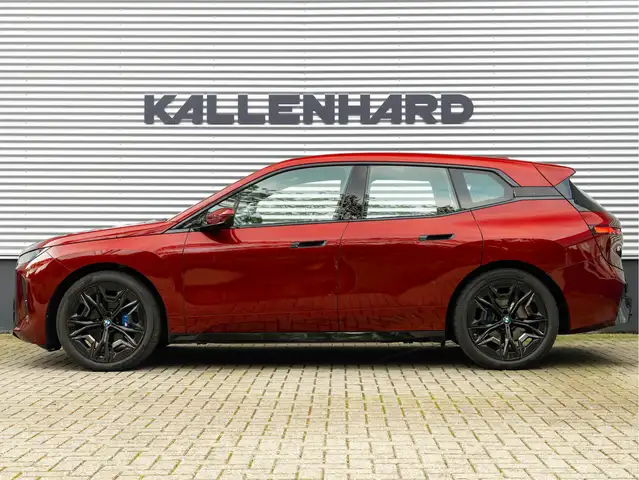 BMW Ix view 7