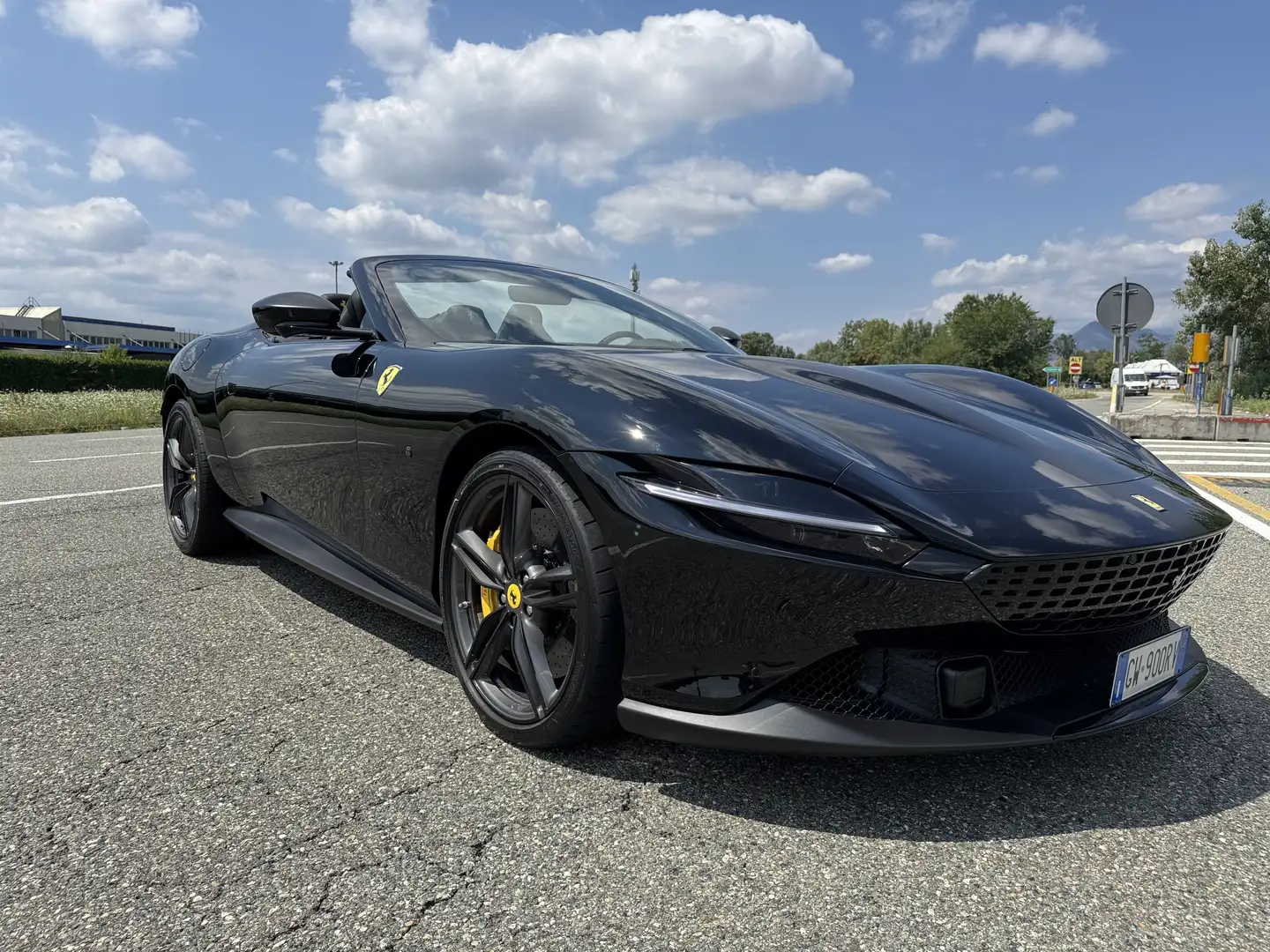 Ferrari Roma Spider 3.9 F1 dct UFFICIALE ITALIA ROSSOCORSA Nero - 1
