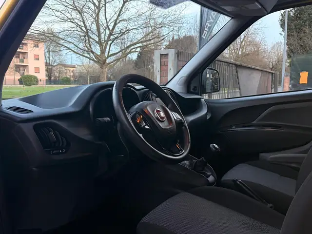 Fiat Doblo view 9