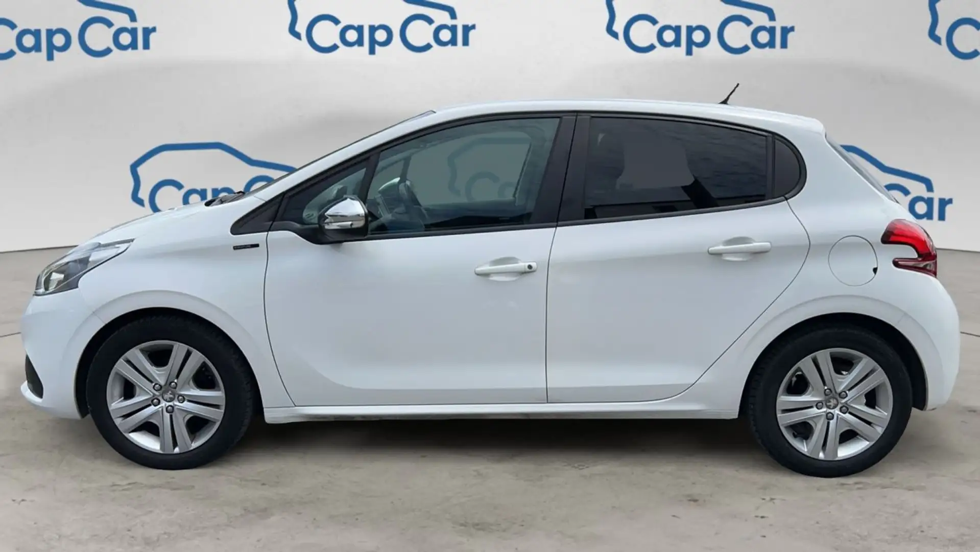 Peugeot 208 1.2 PureTech 82 Signature Blanc - 2