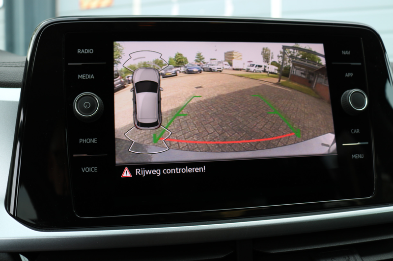 Volkswagen T-Roc 1.0 TSI Style Xenon Alcantara Virtual cockpit Navi — photo 12