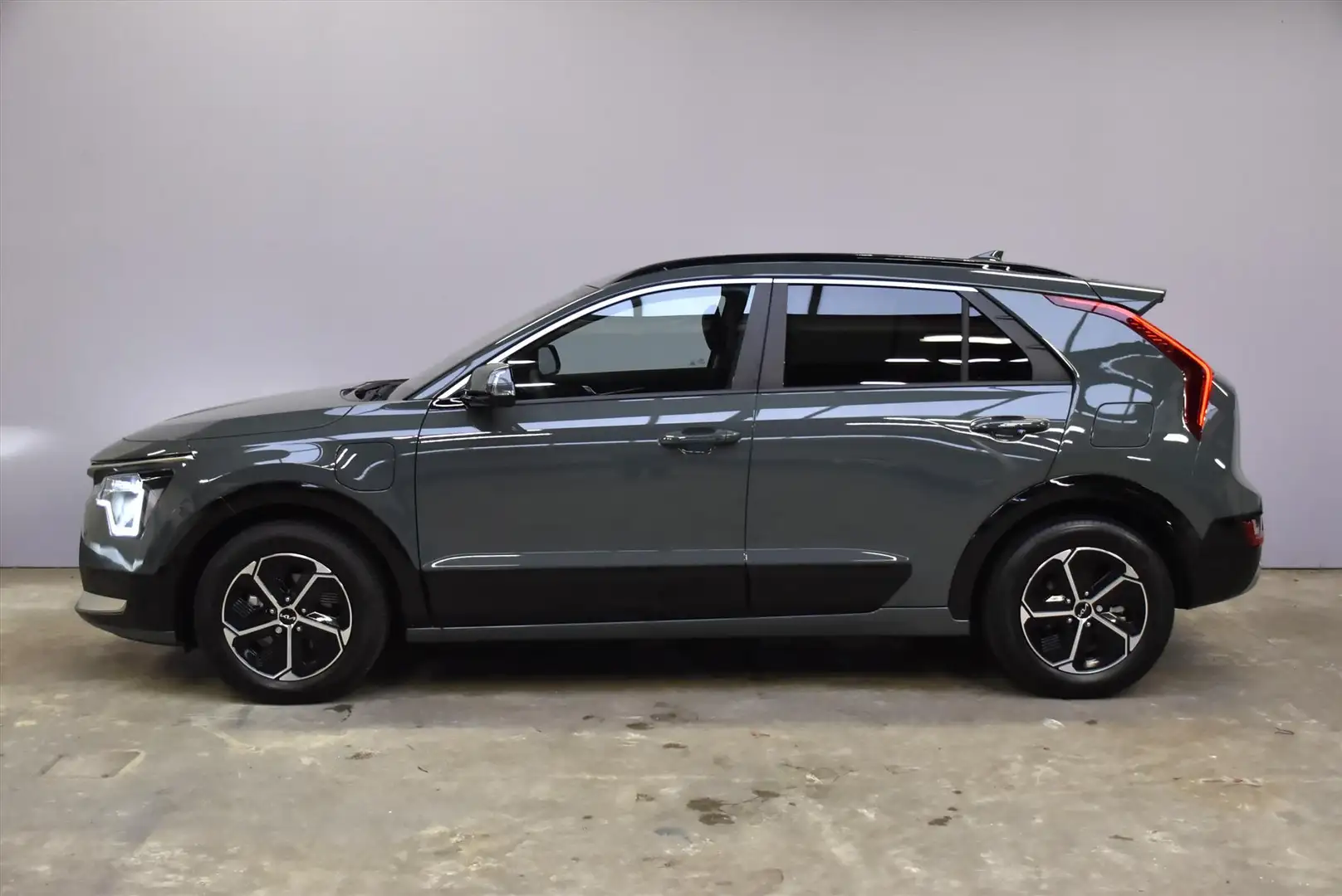 Kia Niro 1.6 GDi Plug-in Hybrid 183pk DCT6 DynamicPlusLine Groen - 2