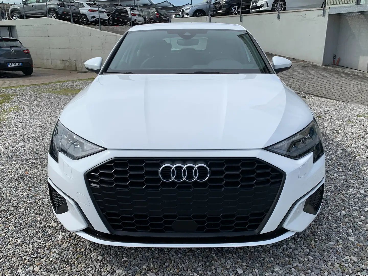 Audi A3 Sportback 30 1.0 tfsi mhev Business s-tronic Bianco - 2
