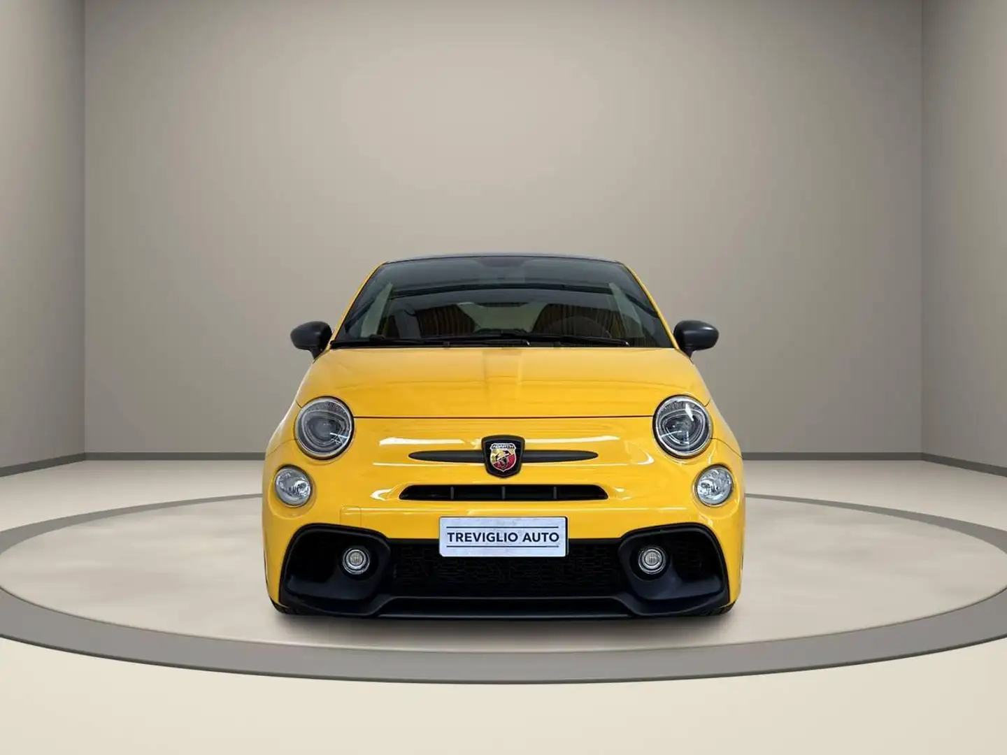 Abarth 595 1.4 Turbo T-Jet 180 CV Competizione Žlutá - 2