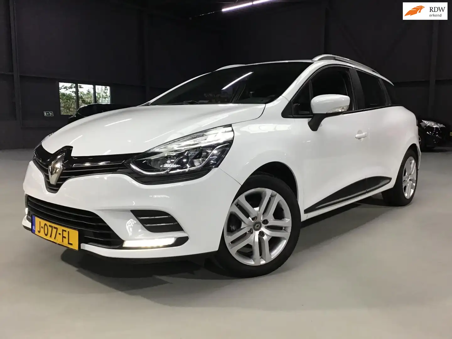 Renault Clio Estate 0.9 TCe Zen I Trekhaak I 1e Eigen I Navi I Bianco - 1