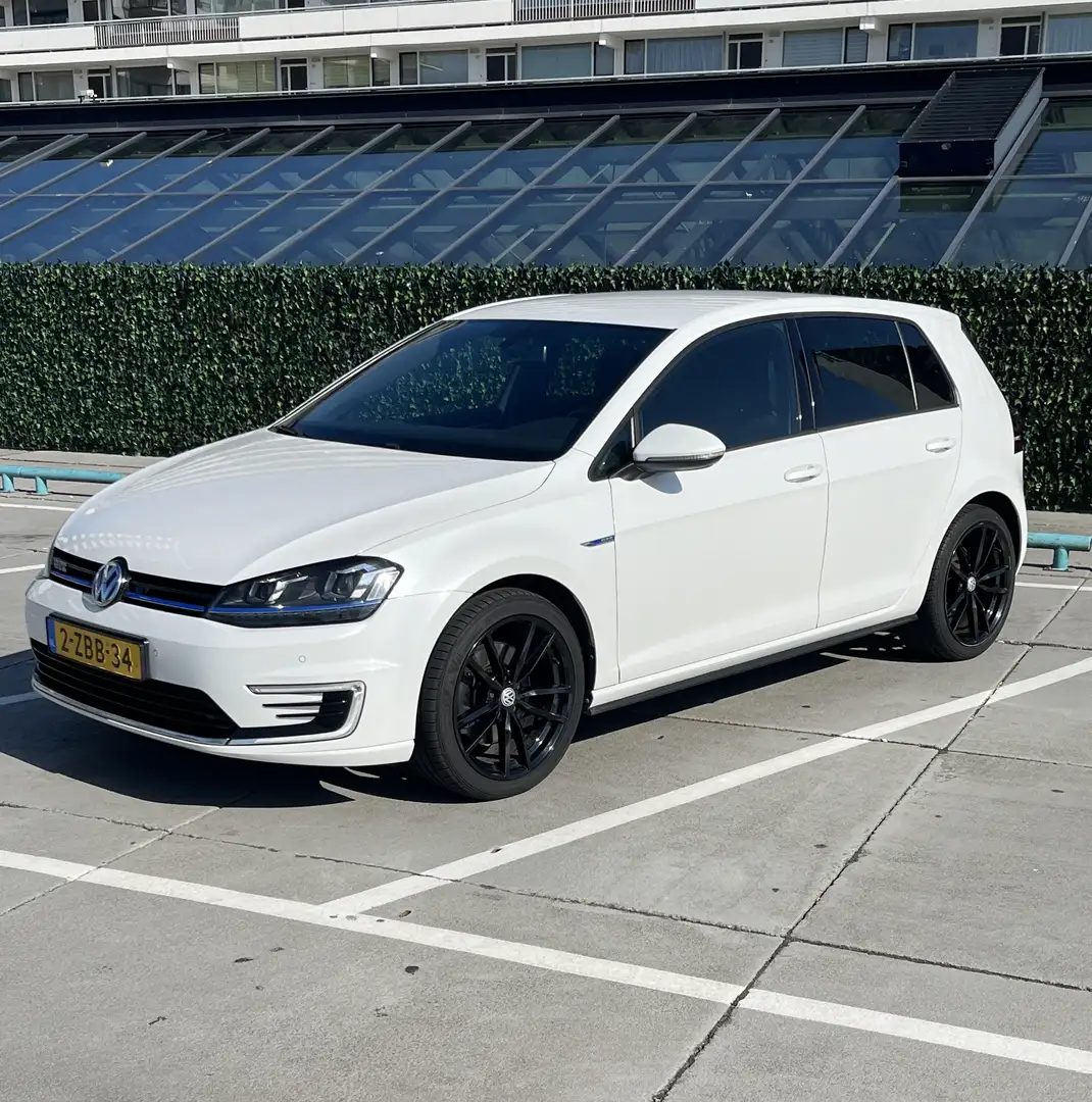 Volkswagen Golf 1.4 GTE Plug-In-Hybrid DSG Wit - 1