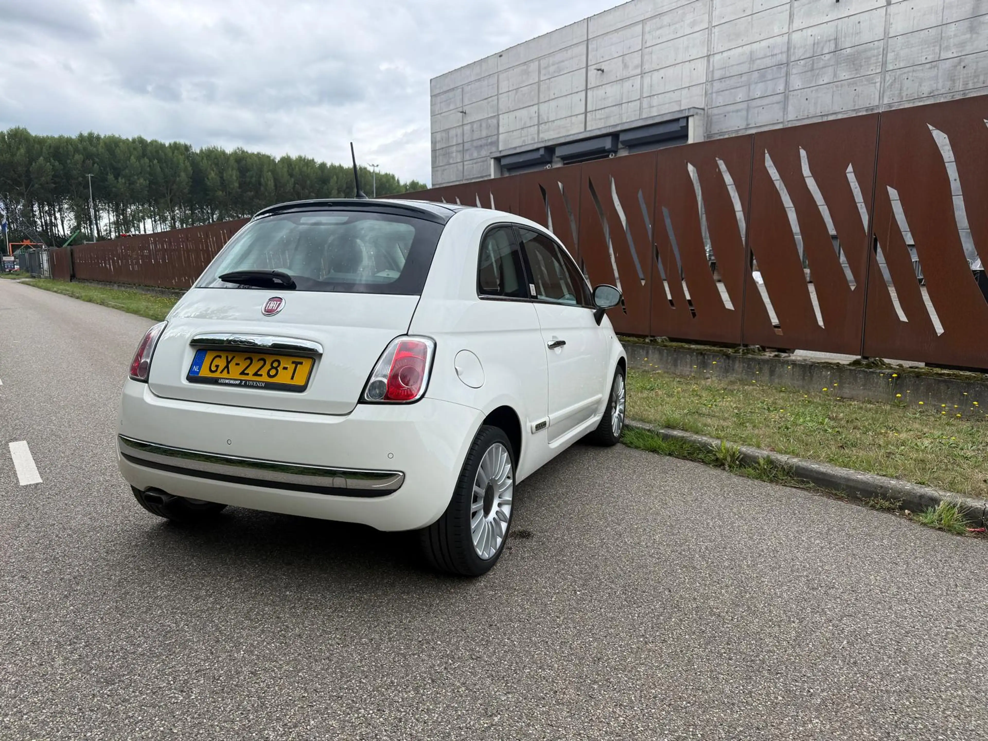Fiat 500 0.9 TWINAIR Riviѐra Maison — photo 5