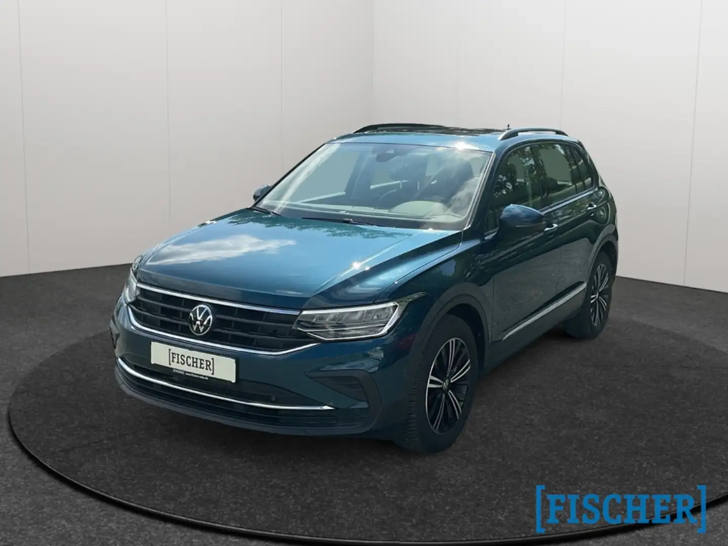 Volkswagen Tiguan 1.5TSI Life LED Navi SHZ ACC Panoramadach Blau - 2