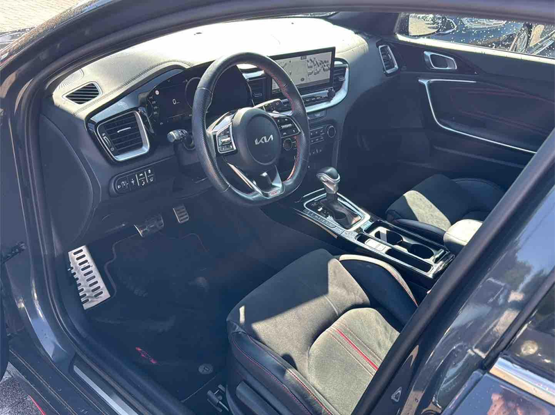 Kia ProCeed / pro_cee'd GT Navi Android CarPlay M+S-Allwetter — photo 4