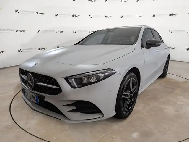 Mercedes-Benz A 250 e eq-power Premium auto