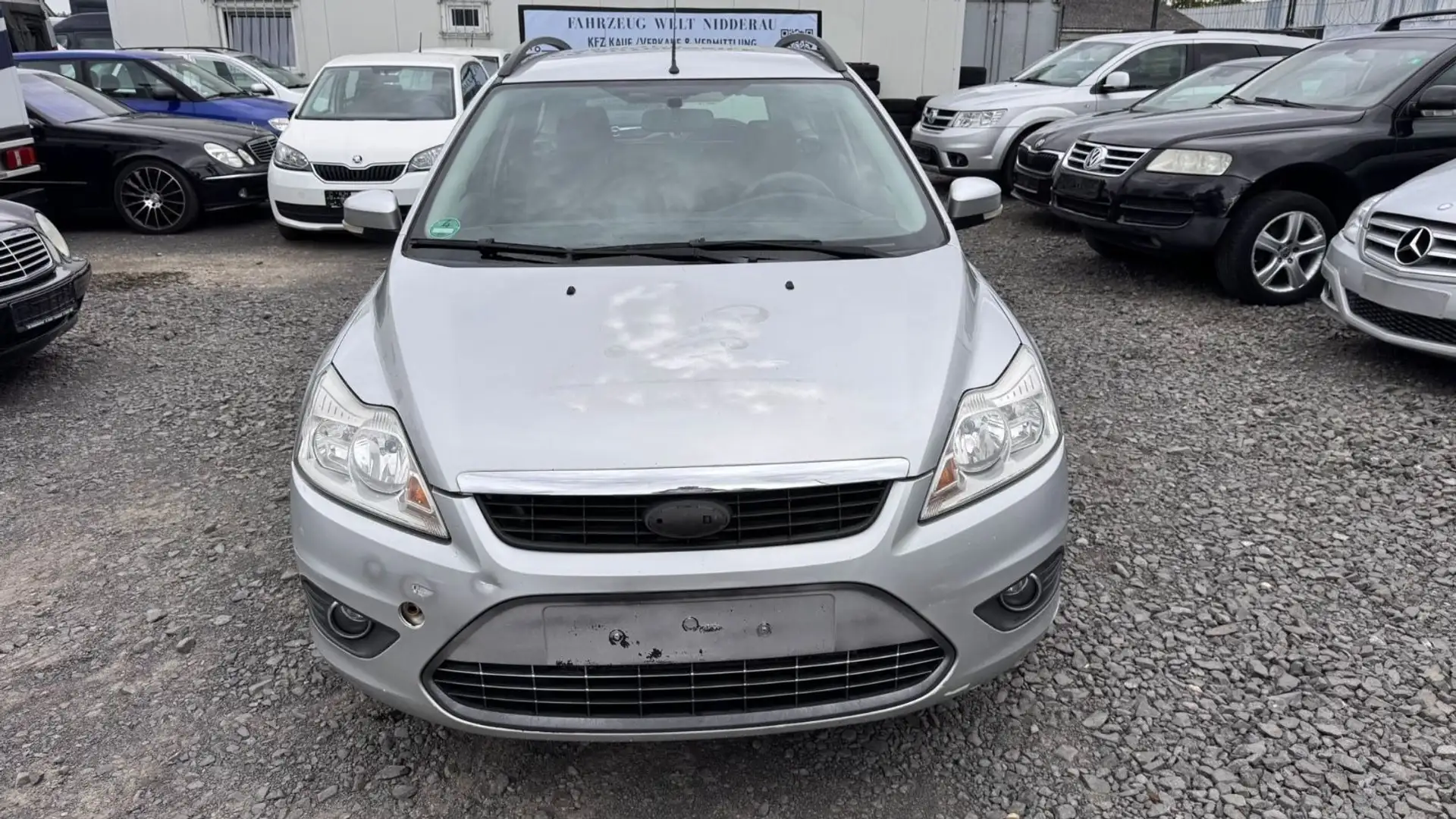 Ford Focus Turnier Style Silber - 2