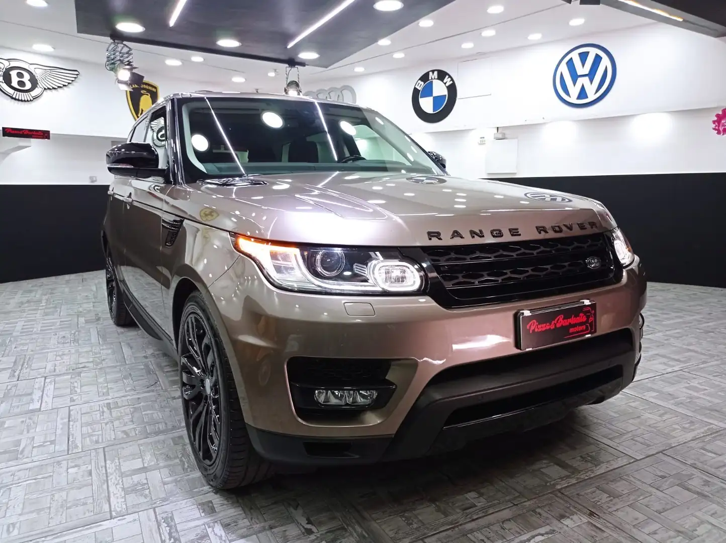 Land Rover LRX sport HSE - 1