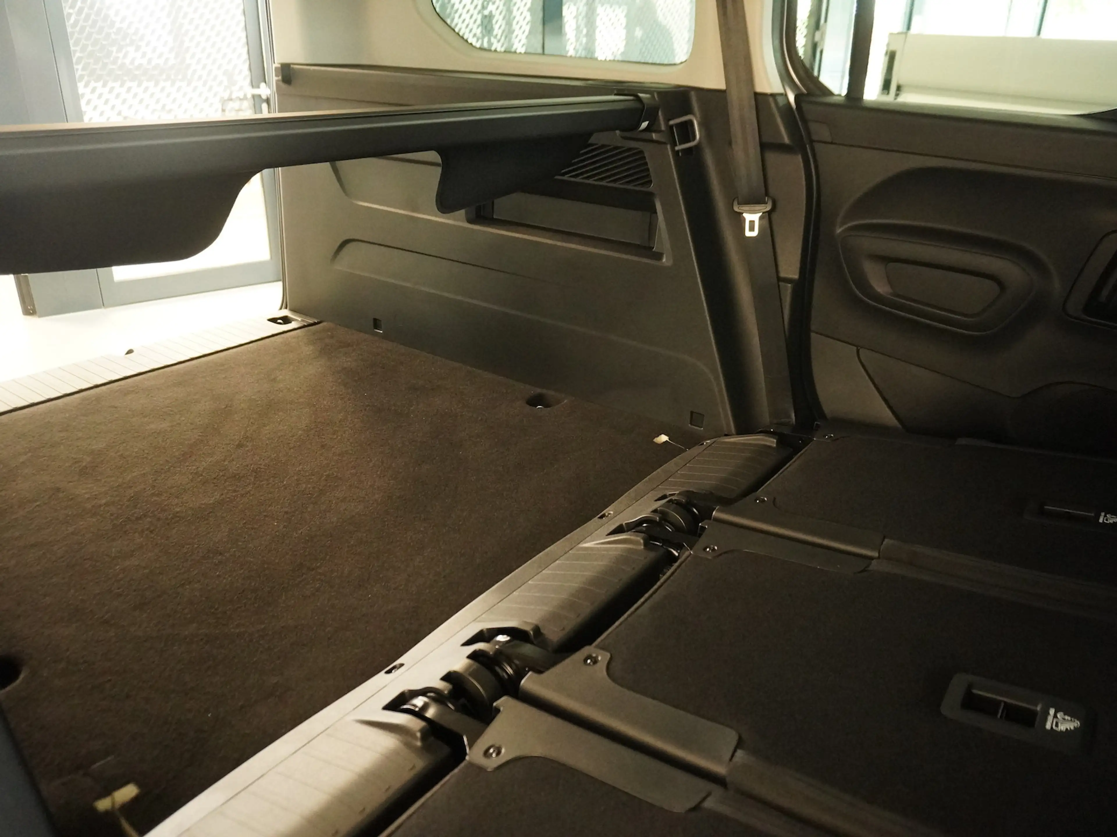 Fiat Doblo Maxi Kombi 130 AT8 / 10-Zoll-Navigation — photo 9
