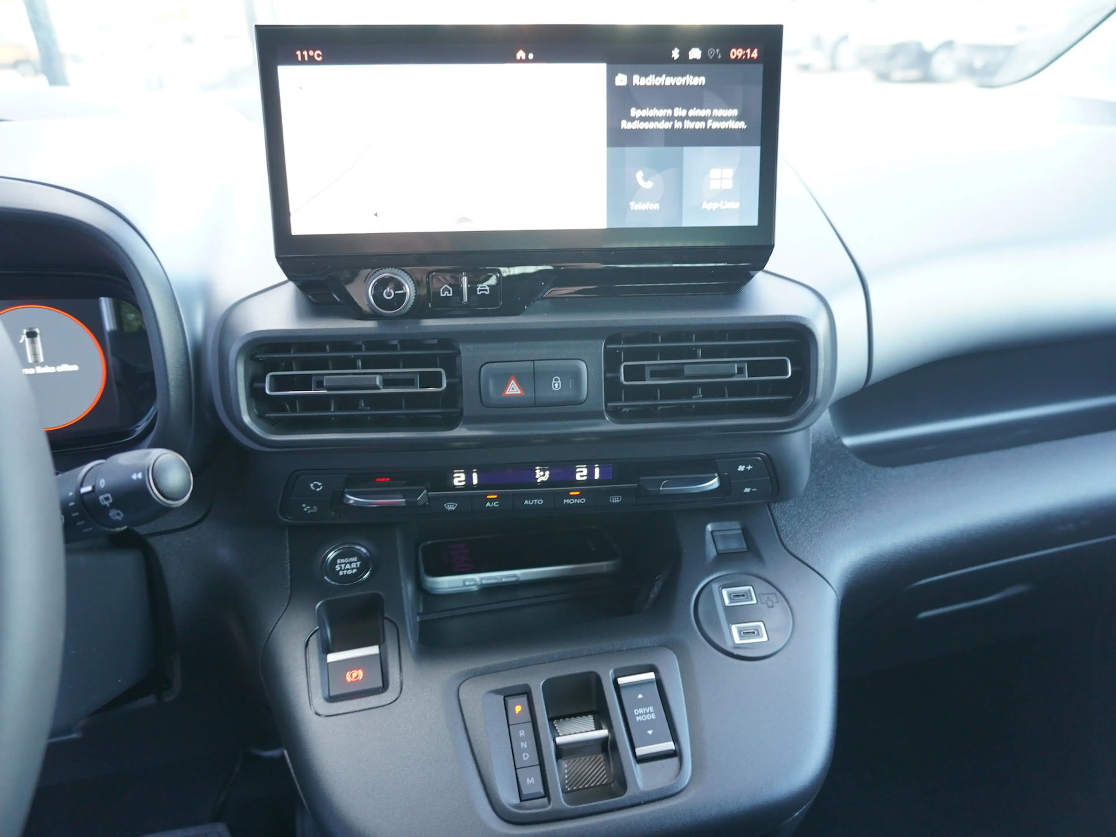 Fiat Doblo Maxi Kombi 130 AT8 / 10-Zoll-Navigation — photo 14