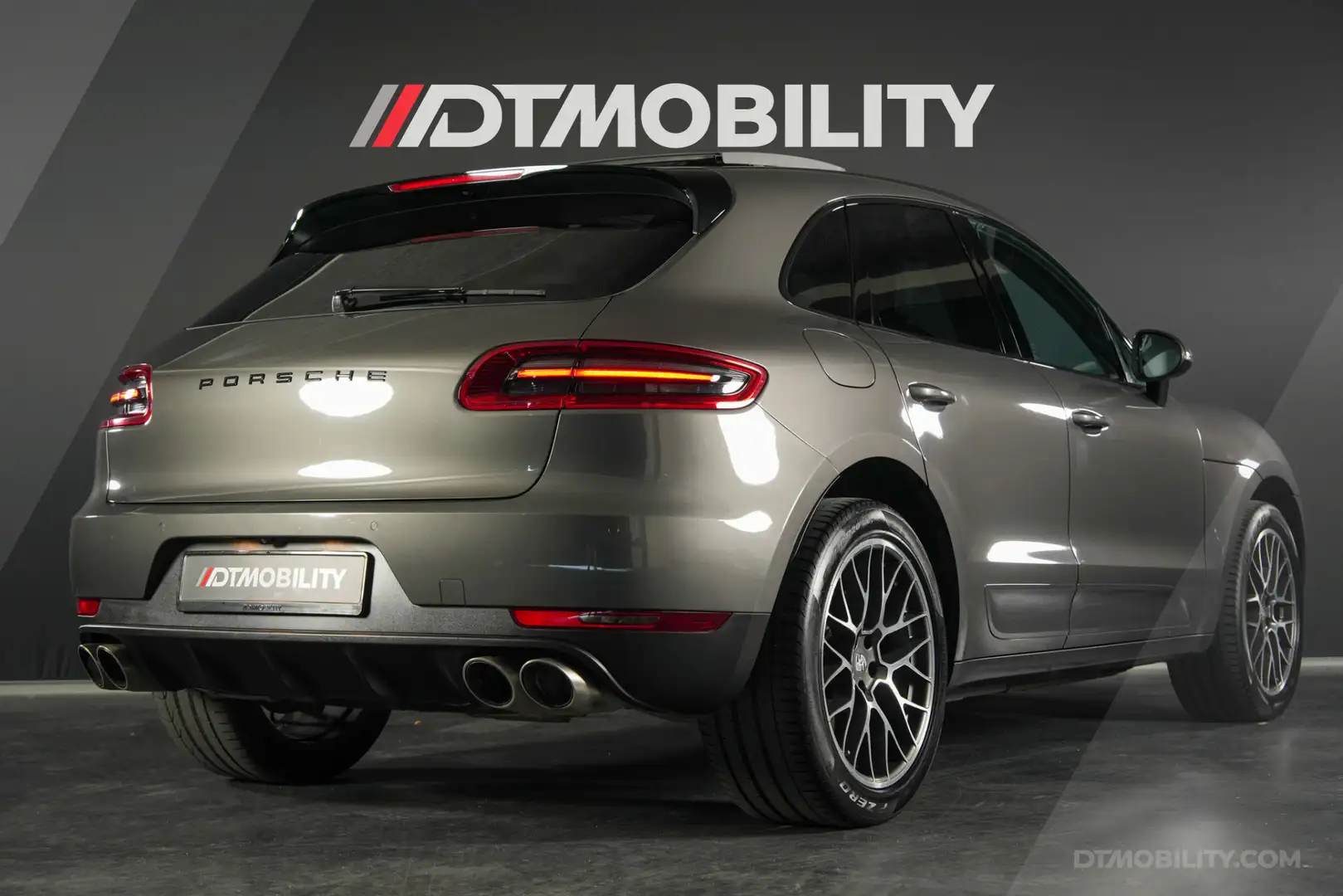 Porsche Macan 3.0D S | Bose | Panoramadak | Luchtvering Grijs - 2