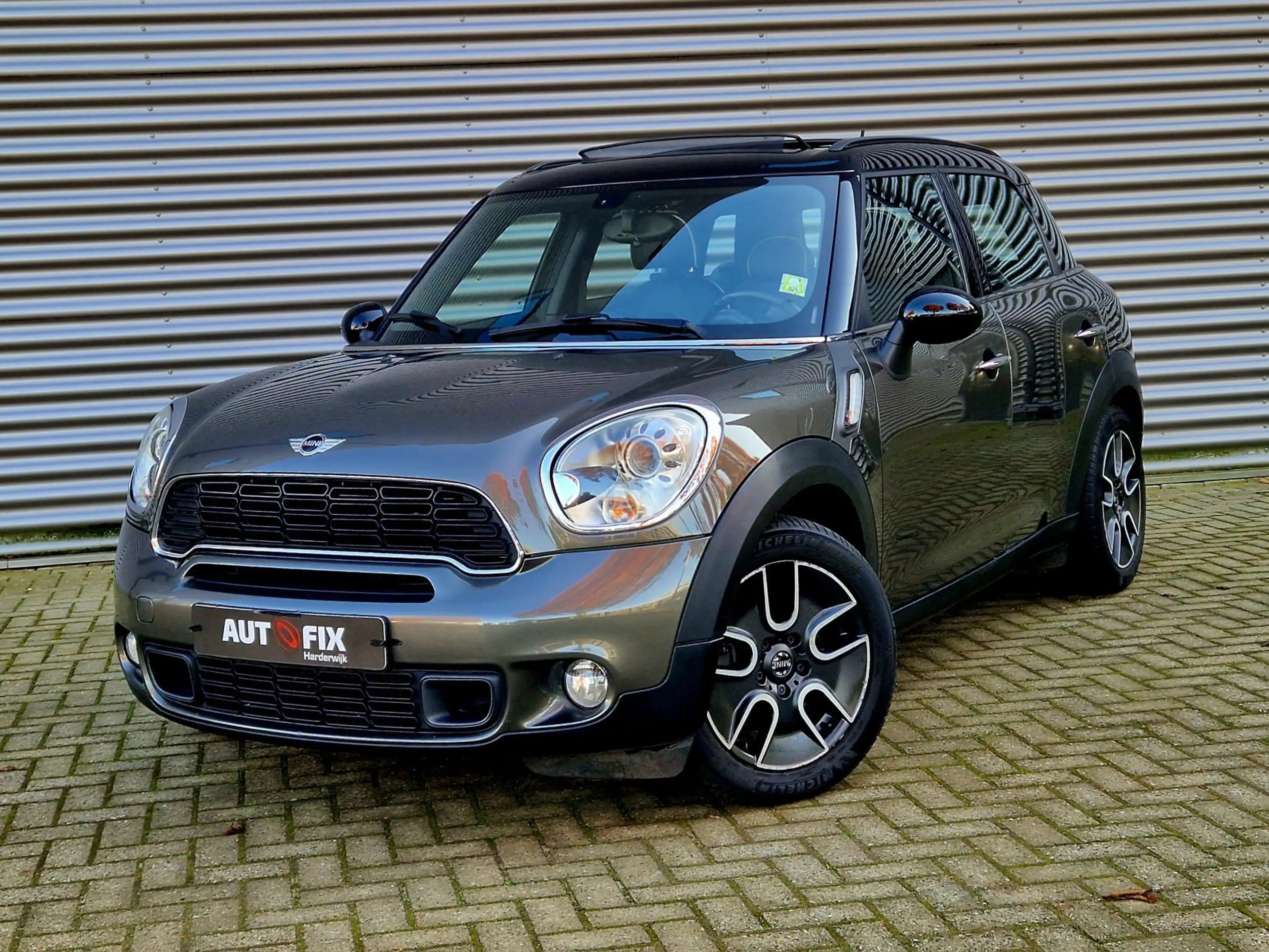 MINI Cooper S Countryman Mini 1.6 Motor revisie / Automaat / Pano