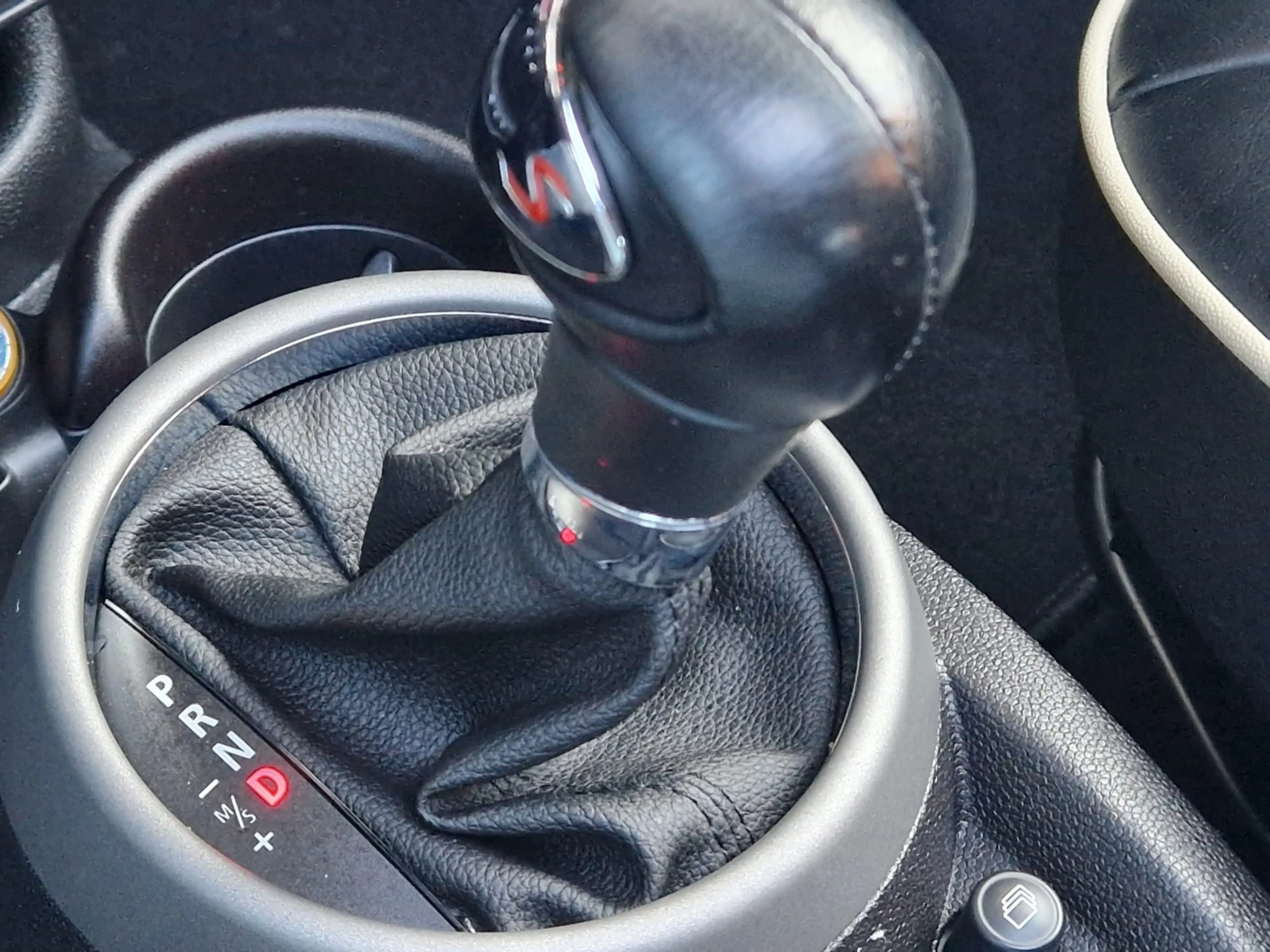 MINI Cooper S Countryman Mini 1.6 Motor revisie / Automaat / Pano — photo 14