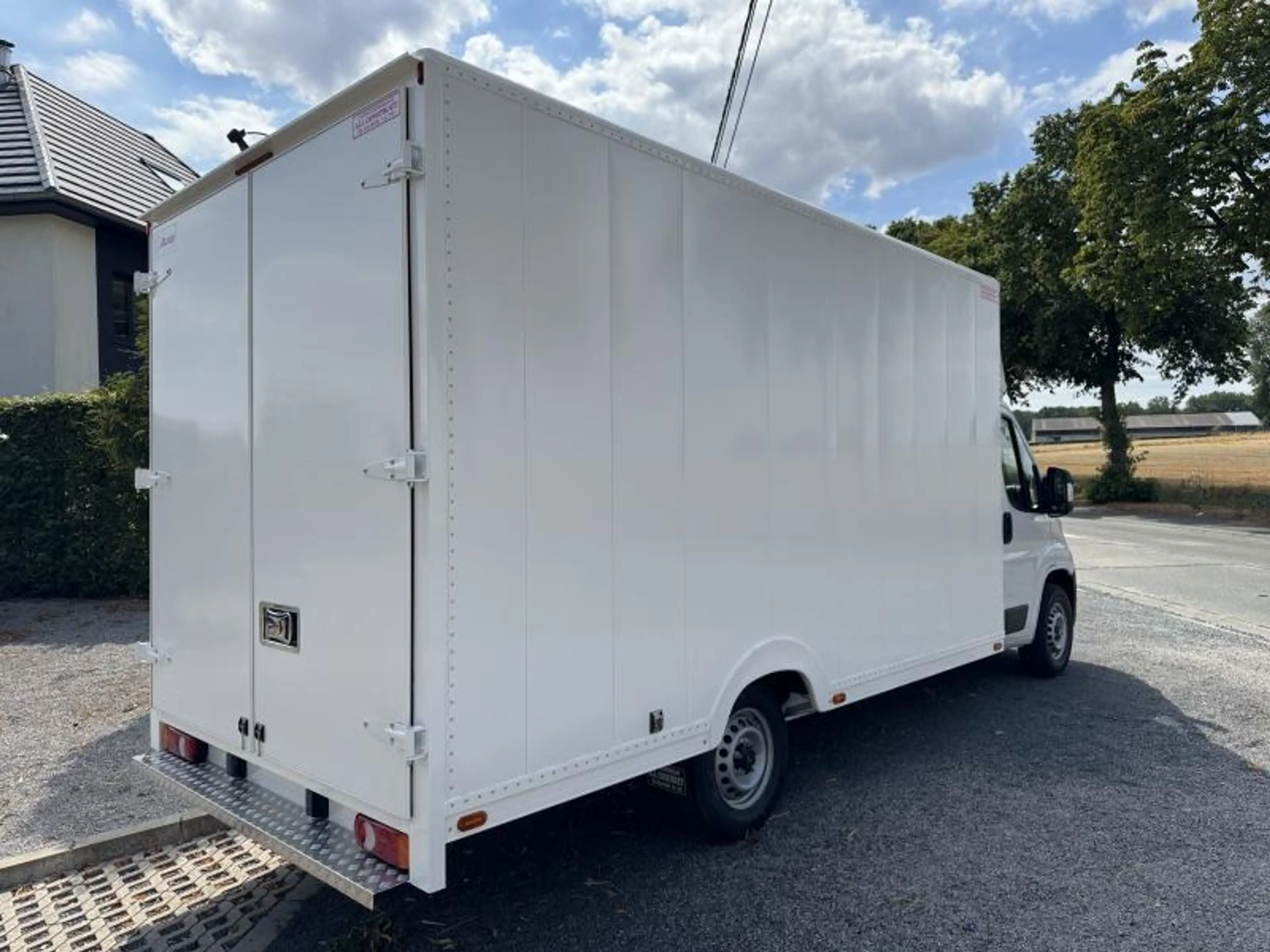 Citroen Jumper Easy Pack Gesloten Laadkast Aluminium op Platform — photo 3