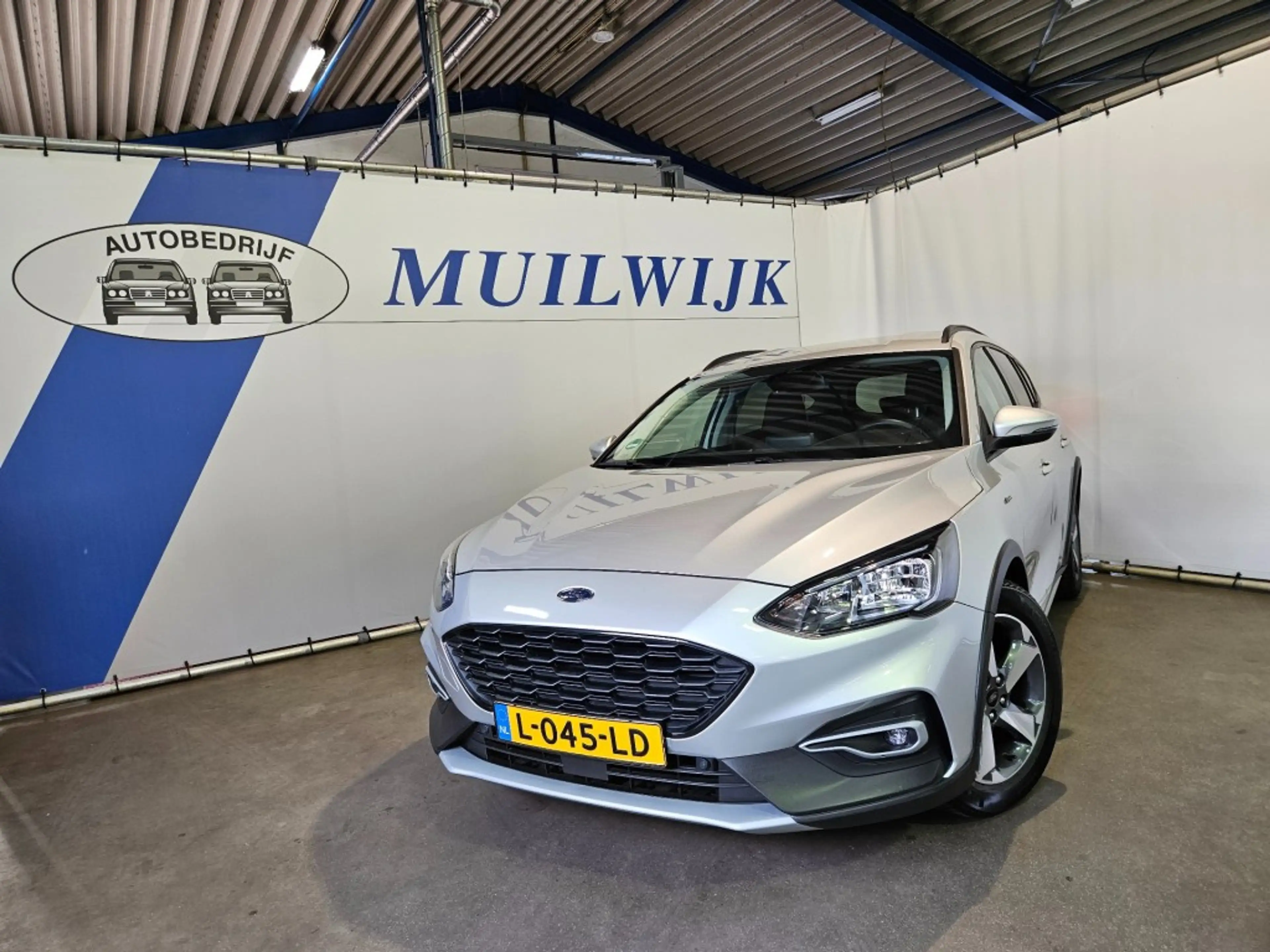 Ford Focus Wagon 1.0 EcoBoost Hybrid Active Business / Trekha — photo 4