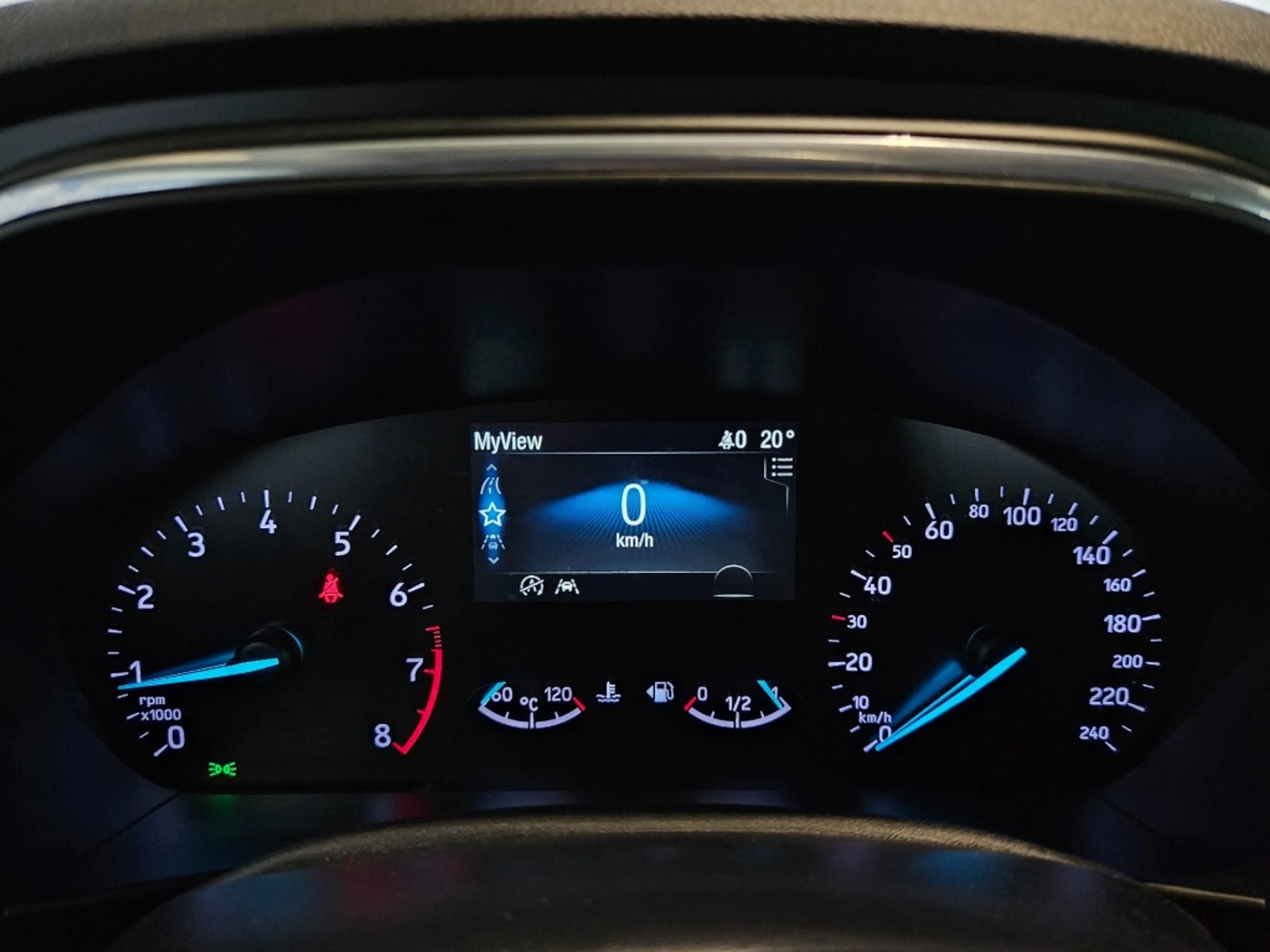Ford Focus Wagon 1.0 EcoBoost Hybrid Active Business / Trekha — photo 25
