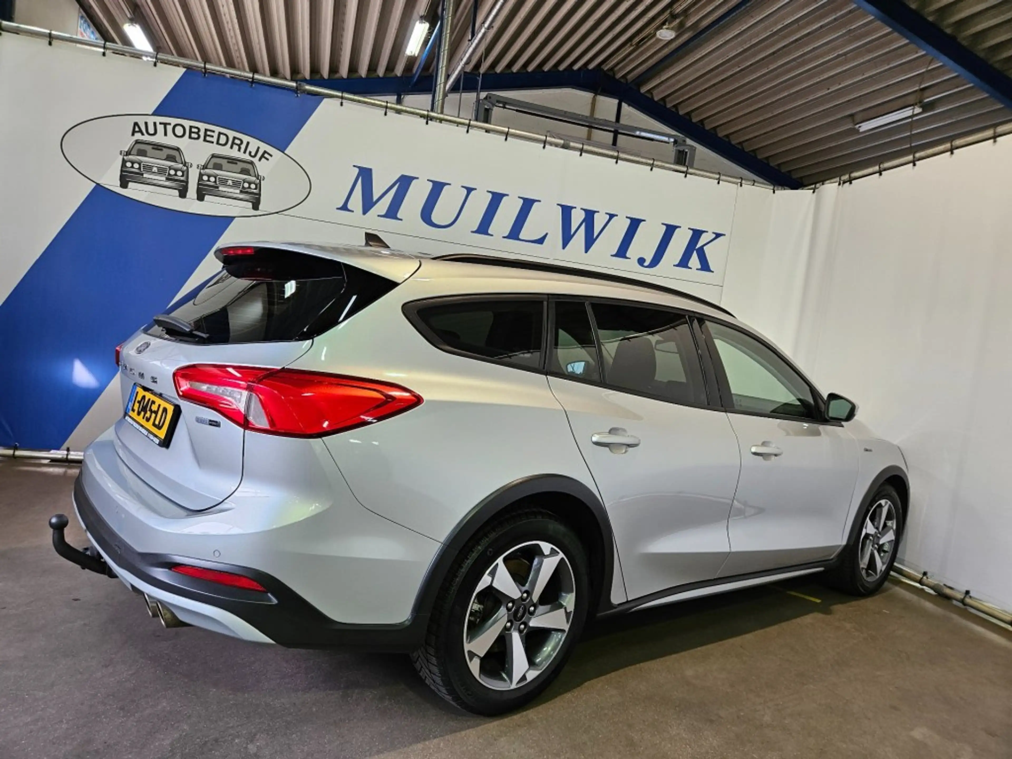 Ford Focus Wagon 1.0 EcoBoost Hybrid Active Business / Trekha — photo 8