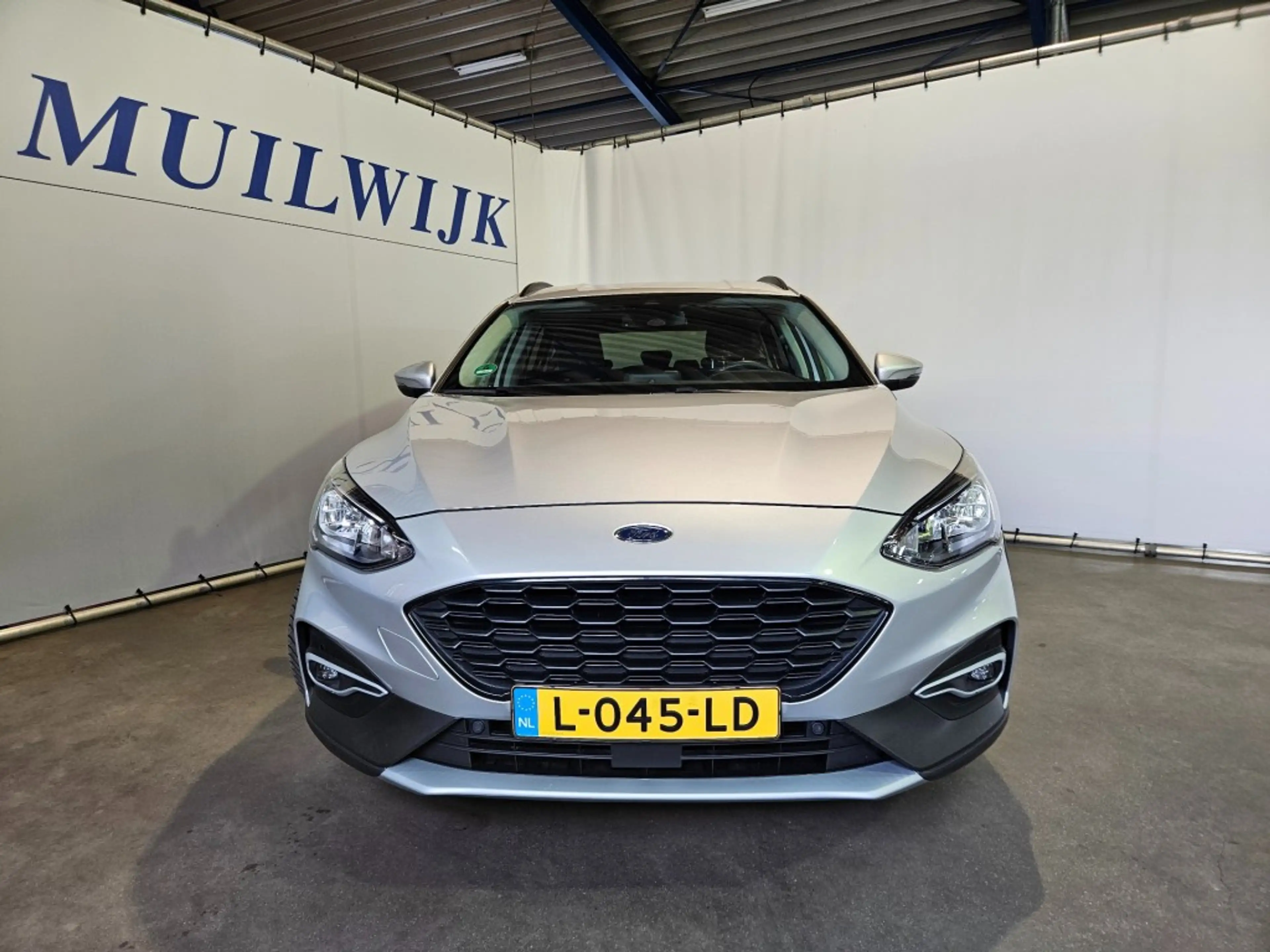 Ford Focus Wagon 1.0 EcoBoost Hybrid Active Business / Trekha — photo 6