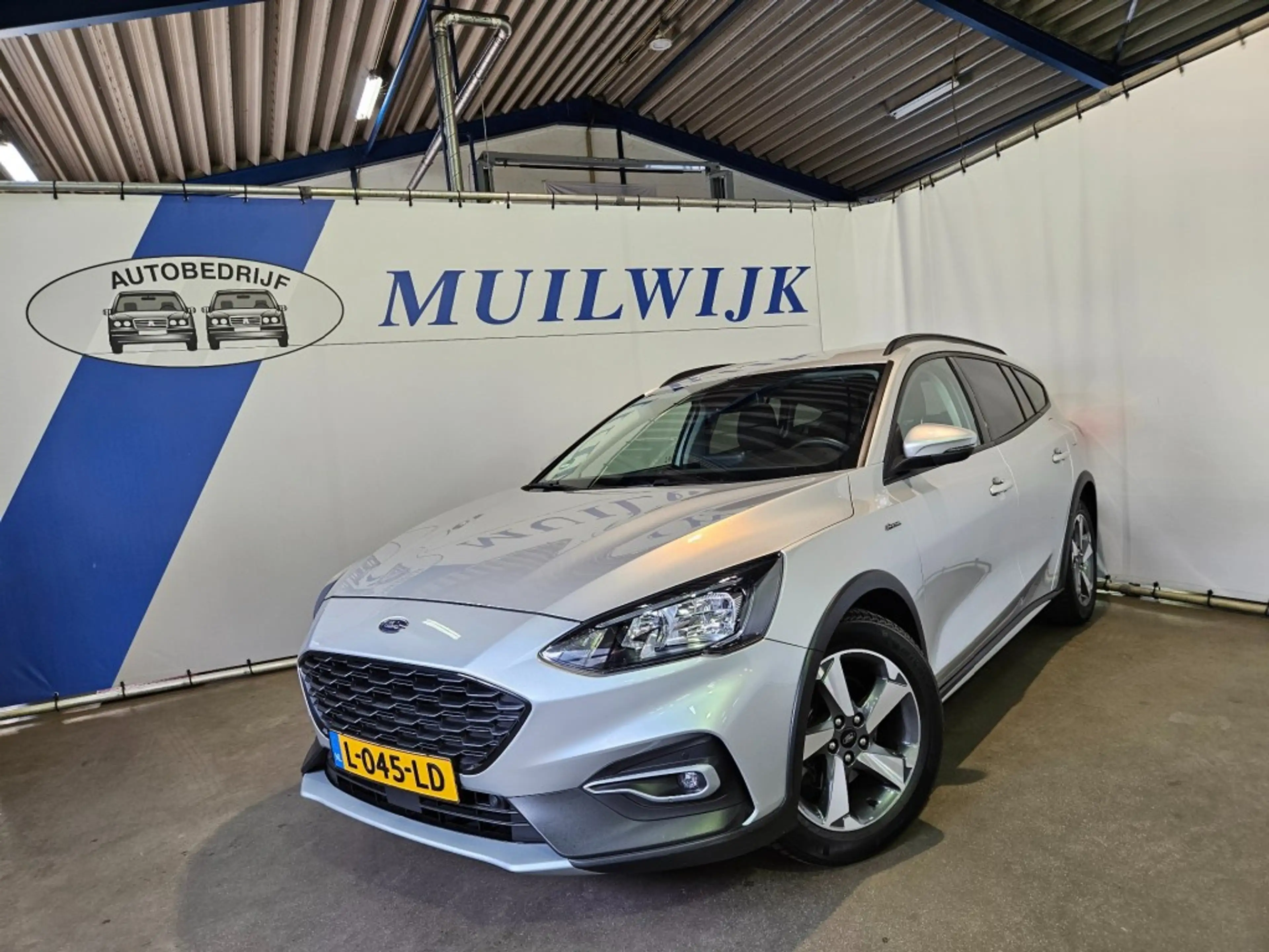 Ford Focus Wagon 1.0 EcoBoost Hybrid Active Business / Trekha — photo 3