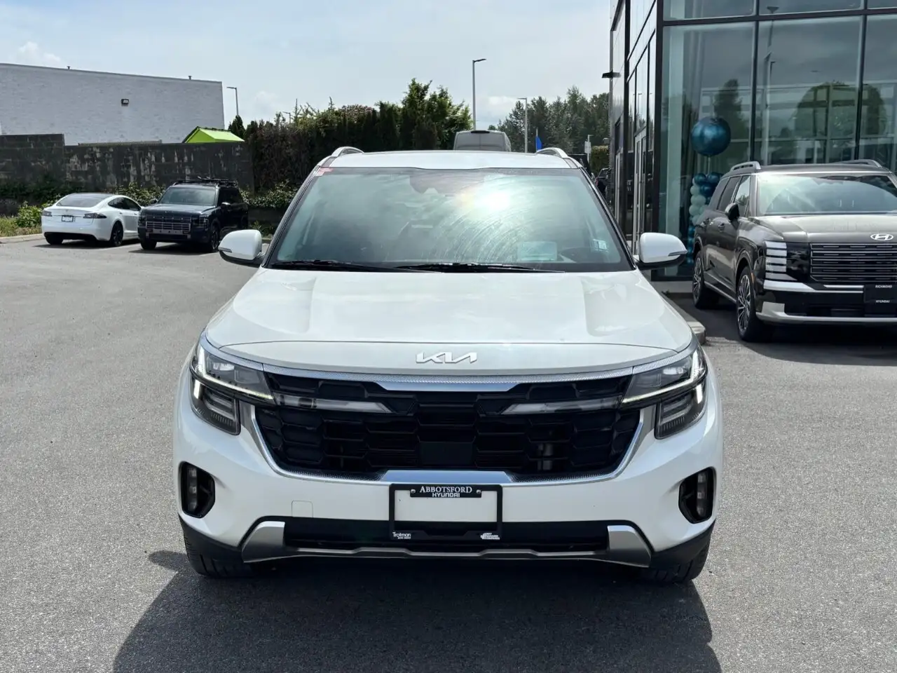 Kia Seltos снимка Kia Seltos