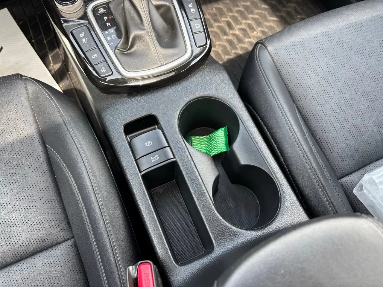 Kia Seltos снимка Kia Seltos