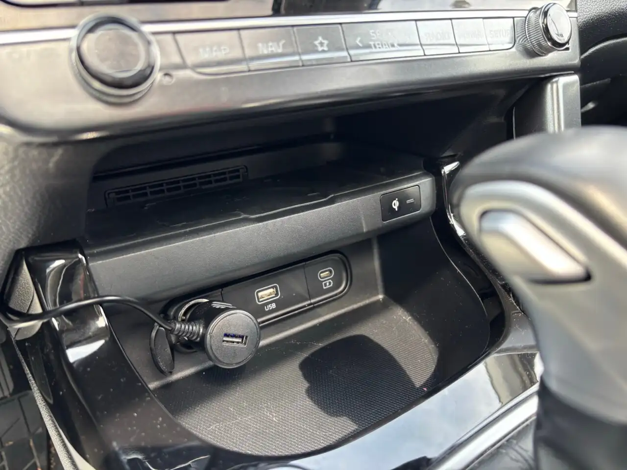 Kia Seltos снимка Kia Seltos