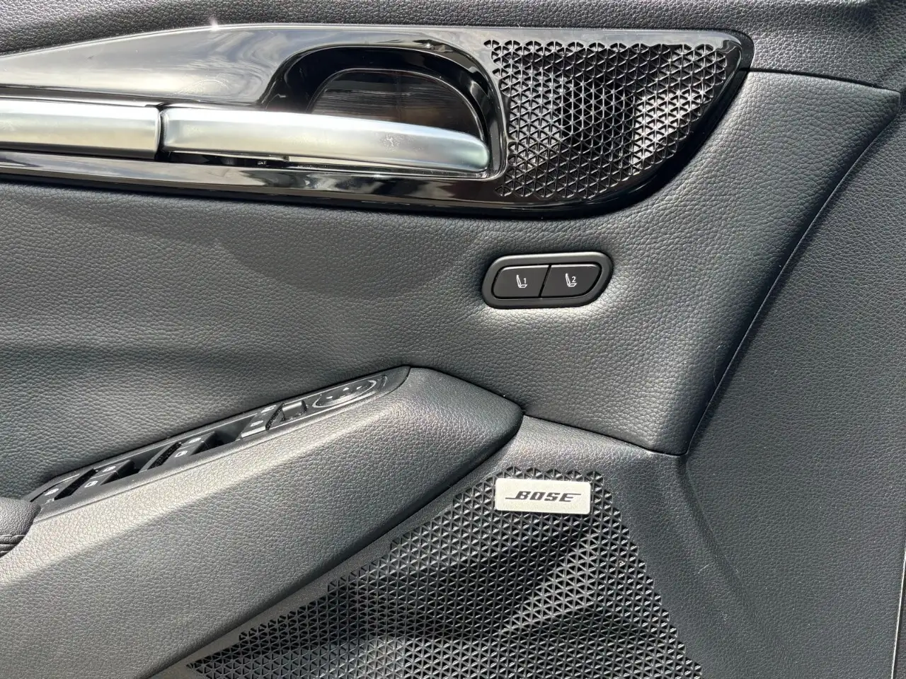 Kia Seltos снимка Kia Seltos