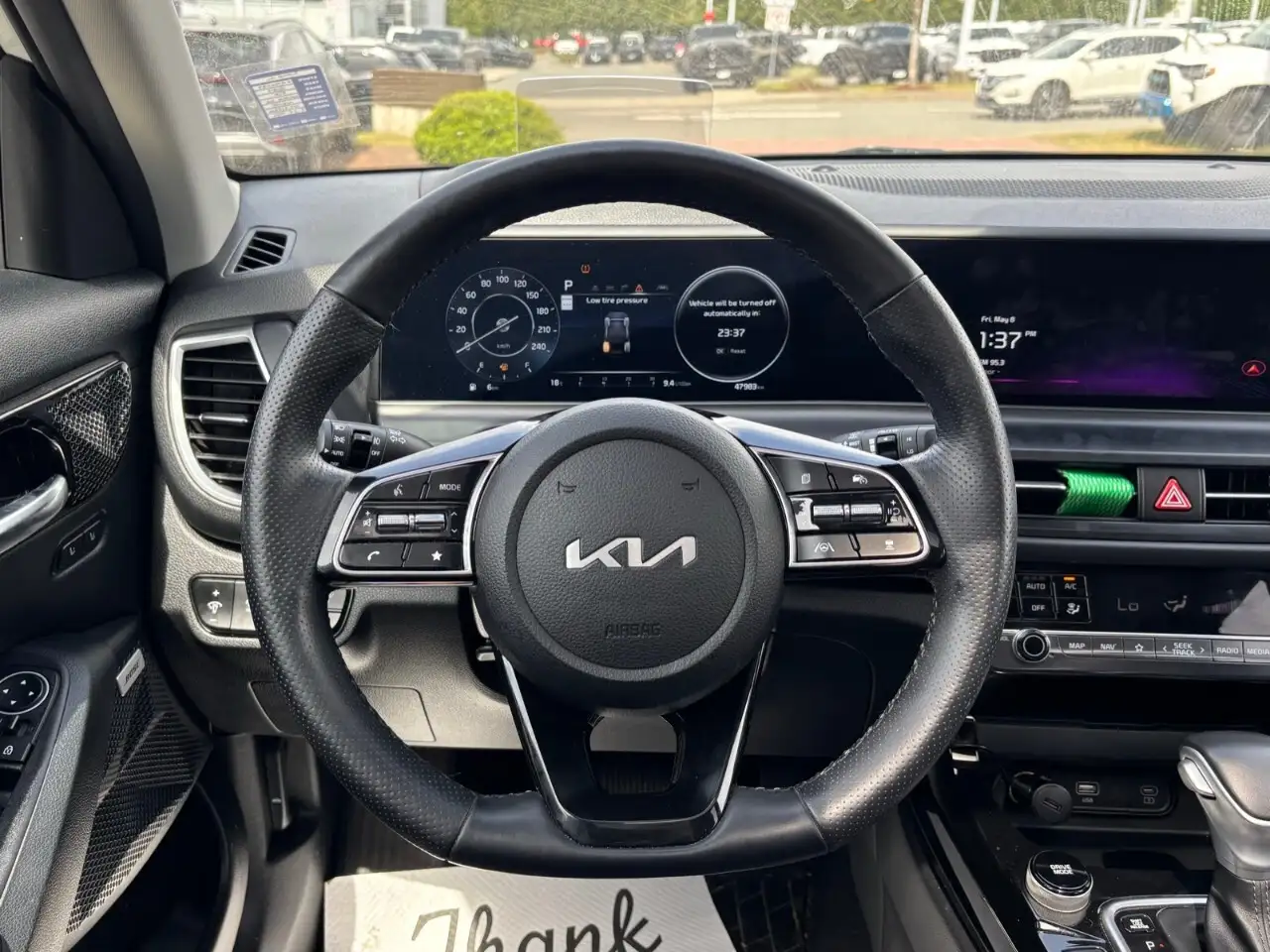 Kia Seltos снимка Kia Seltos