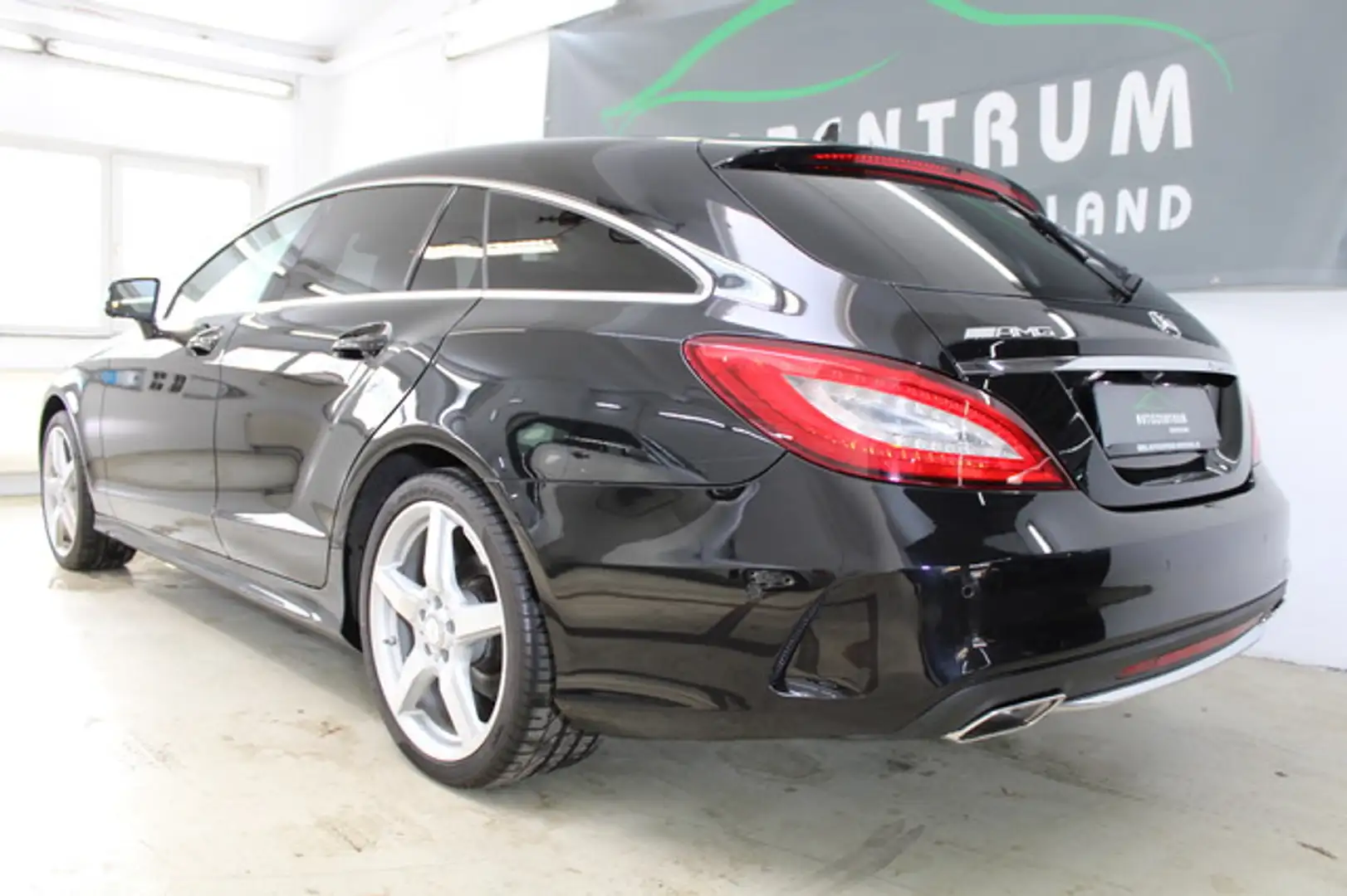 Mercedes-Benz CLS 350 Shooting Brake 4M AMG-Line/360°/H&K/SHZ Noir - 2