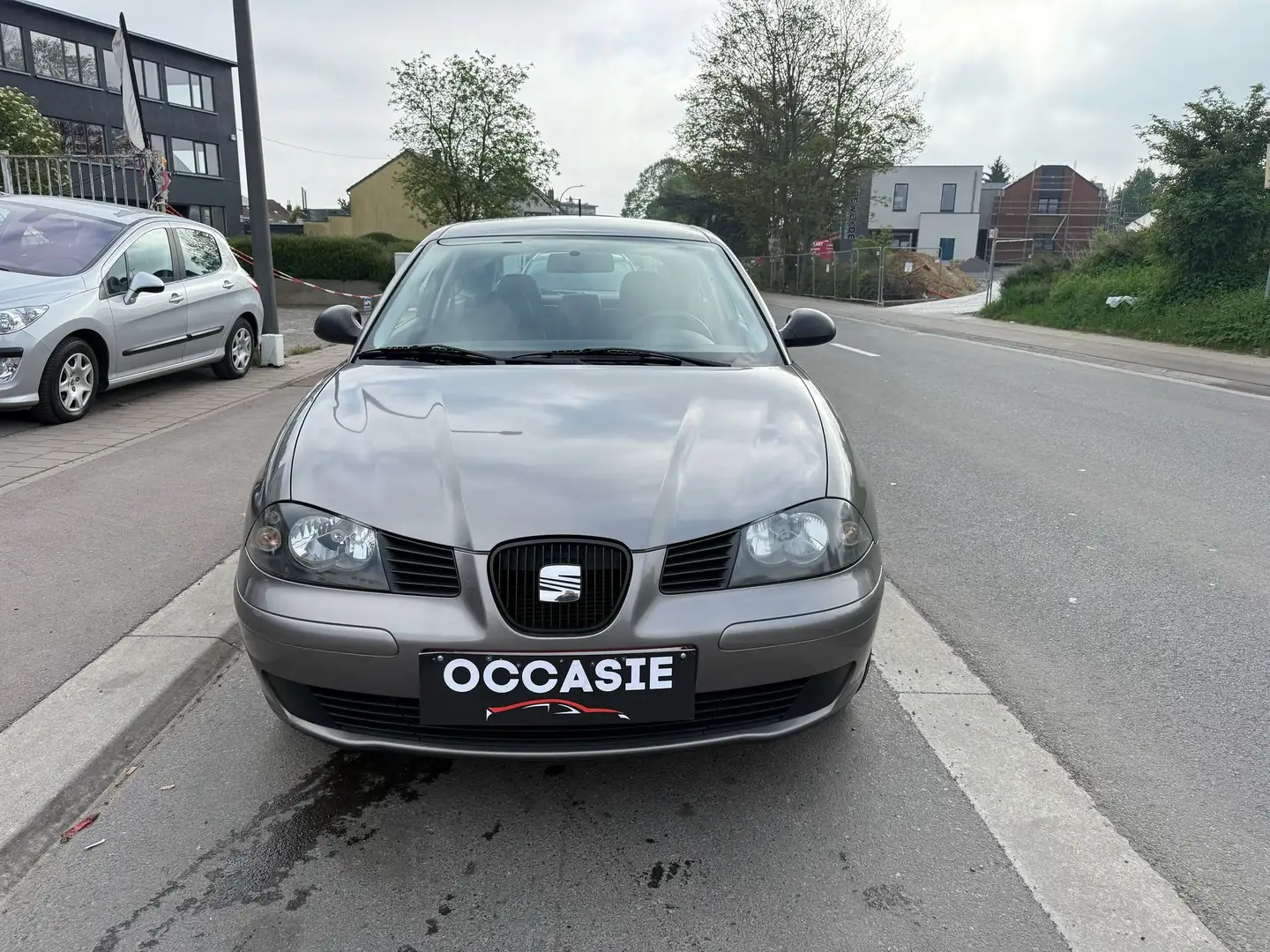 SEAT Ibiza 1.4i 16v Air**12M GARANTIE** Gris - 2