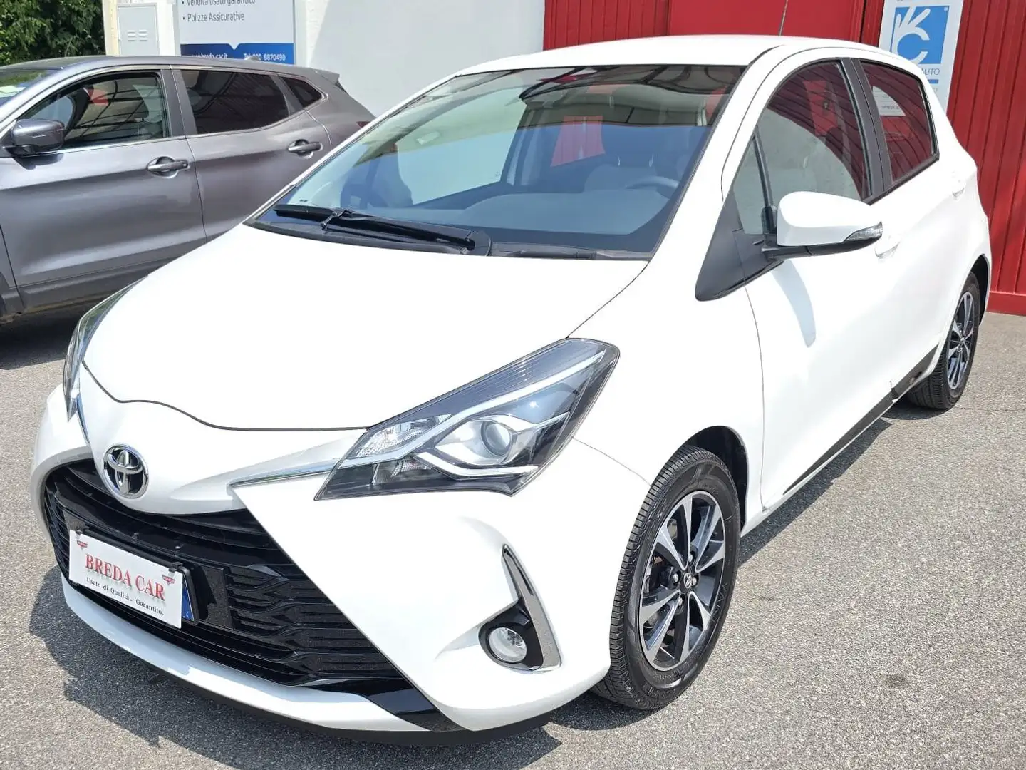 Toyota Yaris 5p 1.0 Lounge my18 Bianco - 2