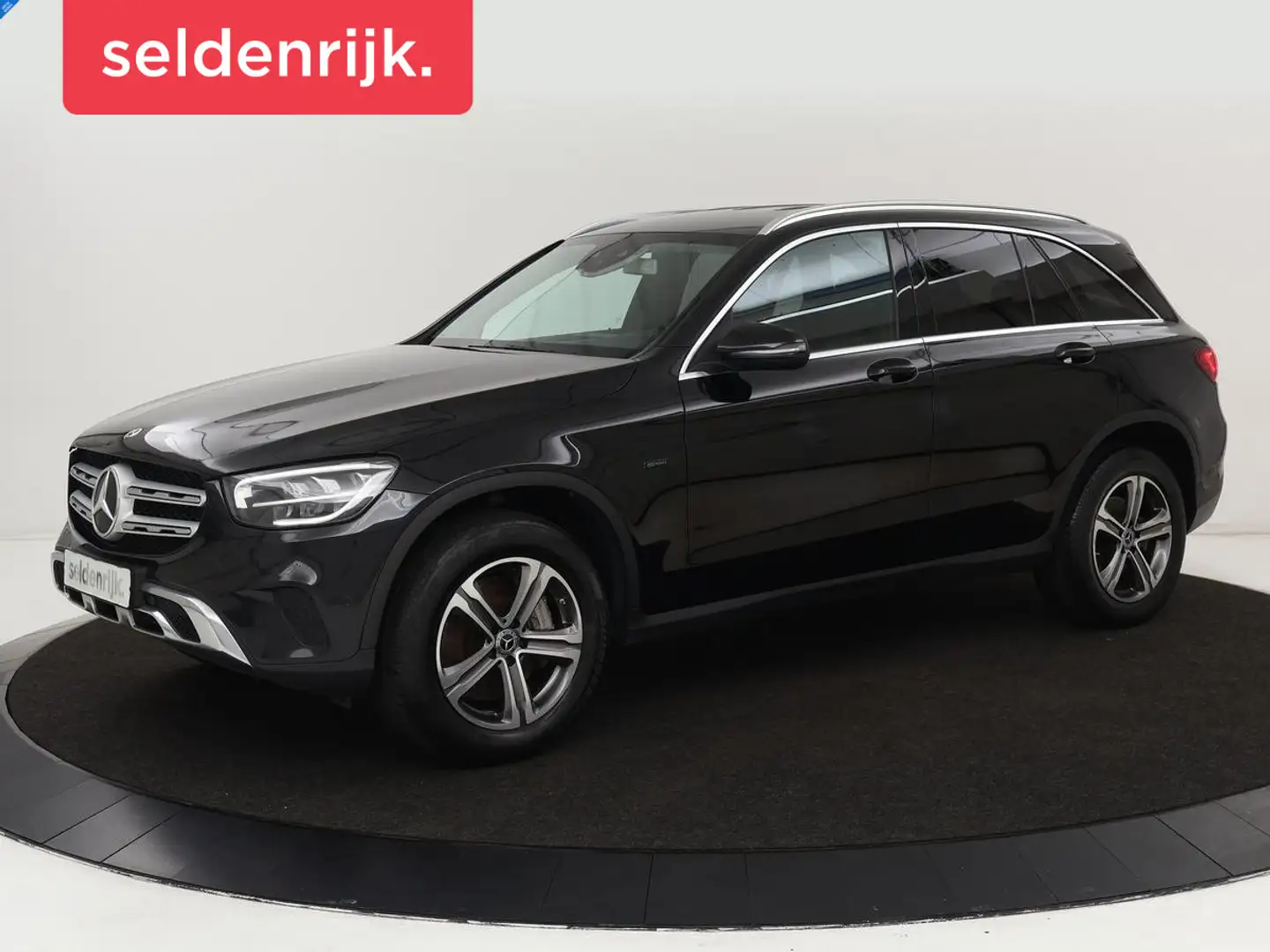 Mercedes-Benz GLC 300 300e 4Matic | Adaptive cruise | Trekhaak | Carplay Zwart - 1