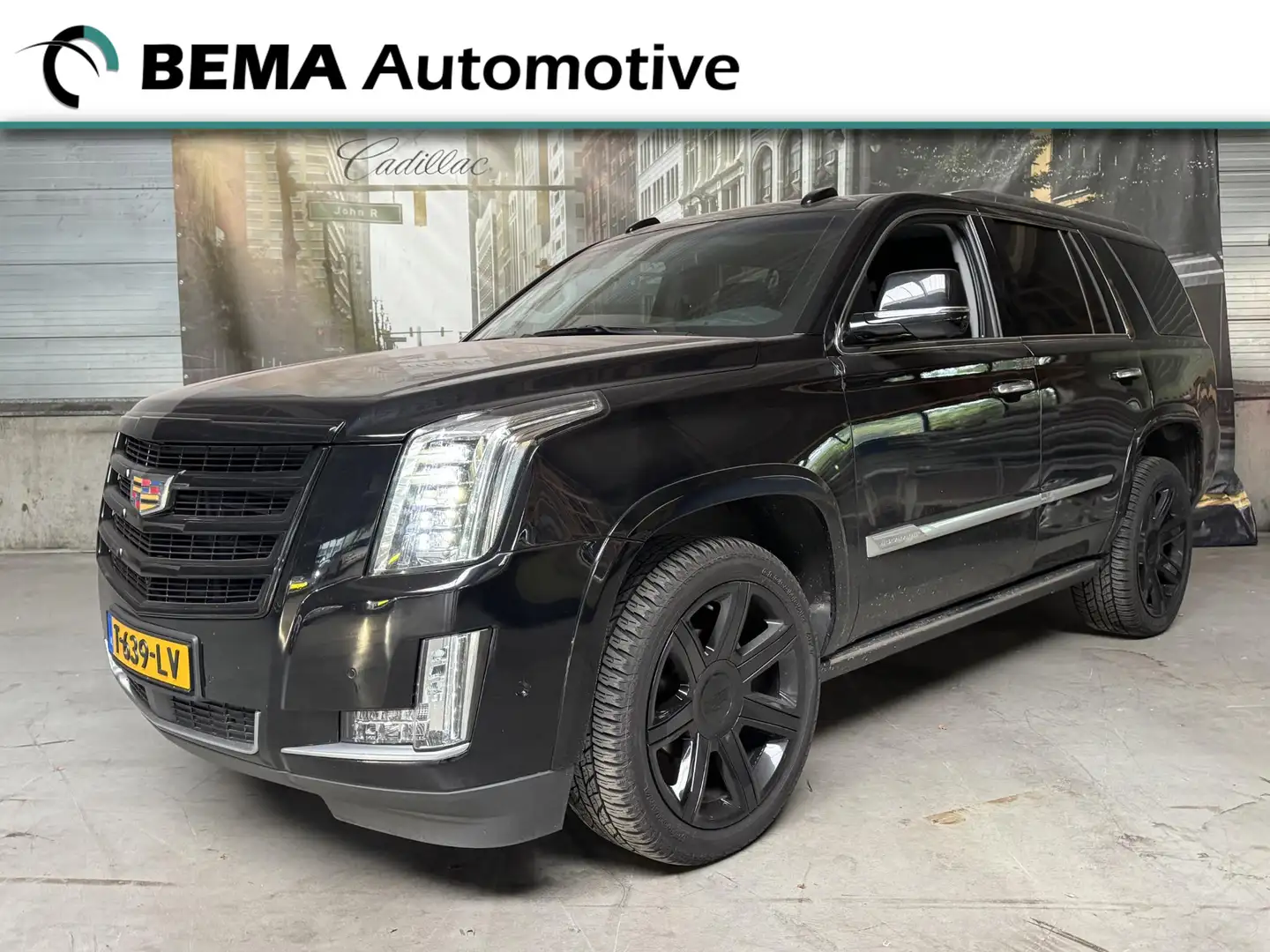 Cadillac Escalade 6.2 V8 Platinum Zwart - 1