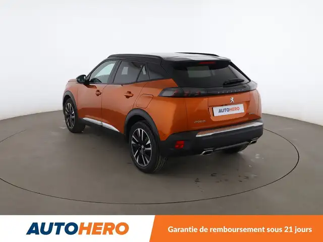 Peugeot 2008 view 4