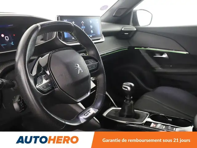 Peugeot 2008 view 11