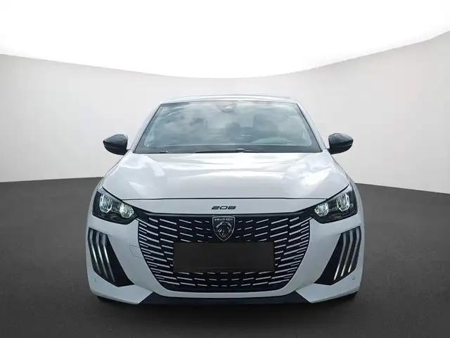 Peugeot 208 view 2