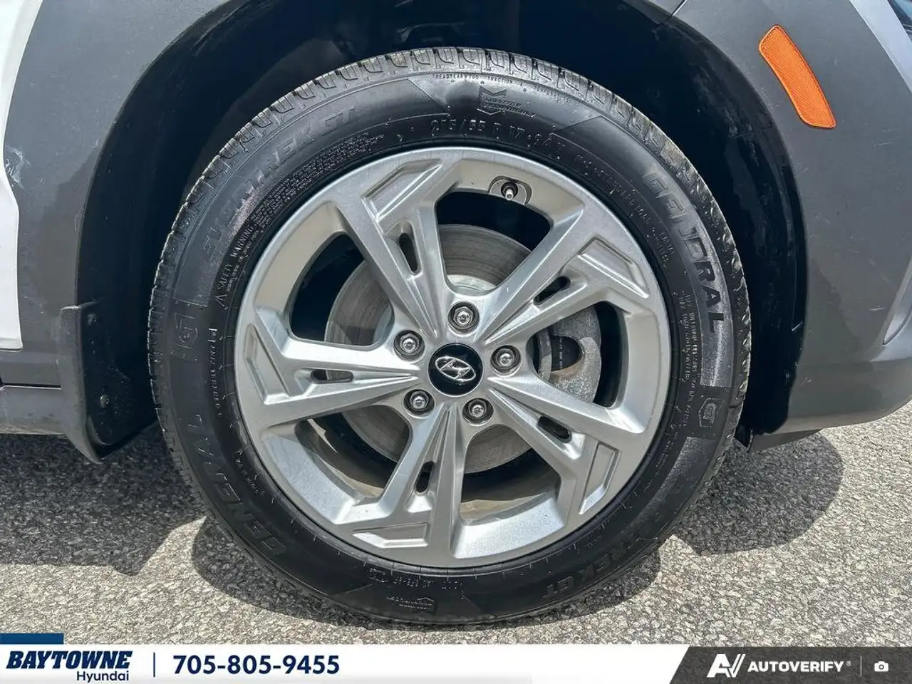 Hyundai KONA снимка Hyundai KONA